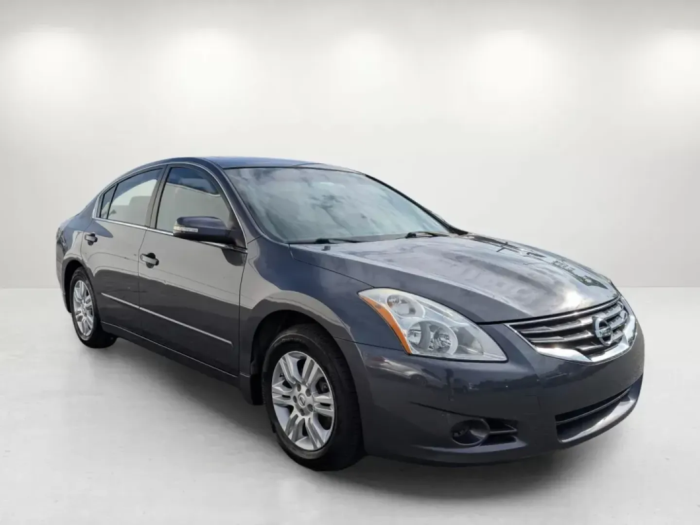 2012 /Charcoal Nissan Altima 2.5 S (1N4AL2AP3CC) with an Gas I4 2.5L/ engine, 1-Speed Continuously Variable Ratio transmission, located at 804 22nd Ave, Phenix City, AL, 36870, (334) 297-1860, 32.484749, -85.024475 - 2012 Nissan Altima 2.5 S - Photo#3