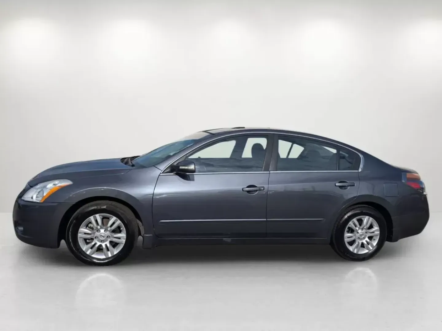 2012 /Charcoal Nissan Altima 2.5 S (1N4AL2AP3CC) with an Gas I4 2.5L/ engine, 1-Speed Continuously Variable Ratio transmission, located at 804 22nd Ave, Phenix City, AL, 36870, (334) 297-1860, 32.484749, -85.024475 - 2012 Nissan Altima 2.5 S - Photo#8