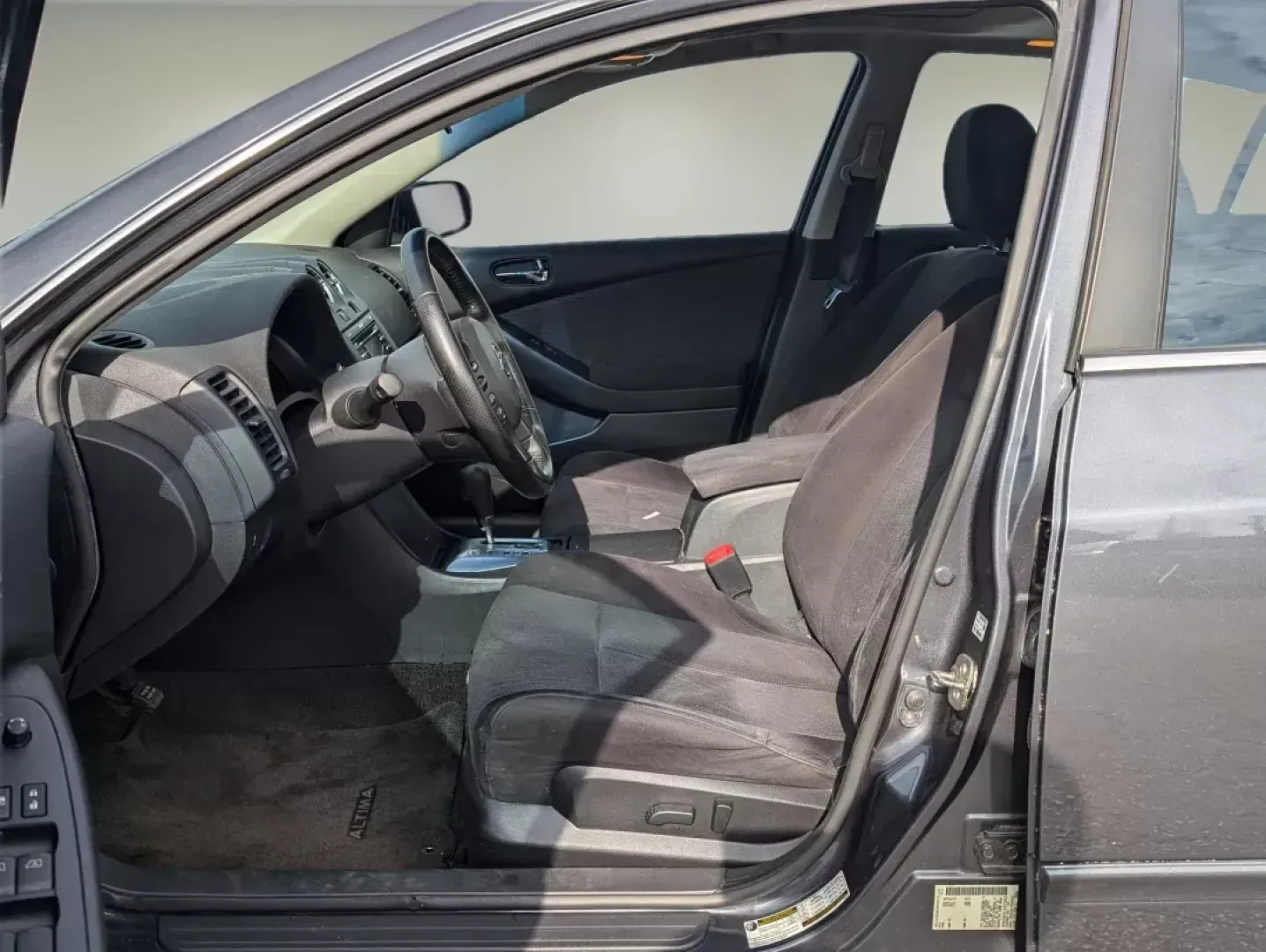 2012 /Charcoal Nissan Altima 2.5 S (1N4AL2AP3CC) with an Gas I4 2.5L/ engine, 1-Speed Continuously Variable Ratio transmission, located at 804 22nd Ave, Phenix City, AL, 36870, (334) 297-1860, 32.484749, -85.024475 - 2012 Nissan Altima 2.5 S - Photo#11