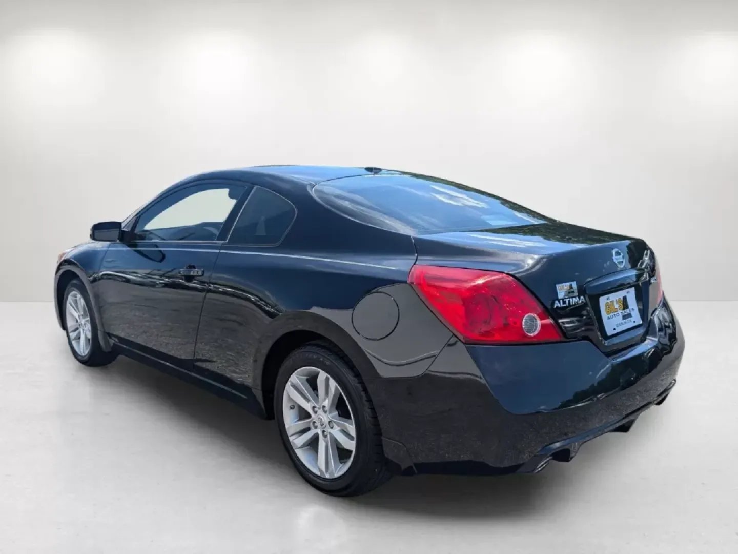 2012 /Charcoal Nissan Altima 2.5 S (1N4AL2EP4CC) with an Other engine, located at 804 22nd Ave, Phenix City, AL, 36870, (334) 297-1860, 32.484749, -85.024475 - Are you looking for the perfect blend of style, comfort, and reliability for your daily commute or weekend adventures? Look no further than this stunning 2012 Nissan Altima 2.5 S, available now at Gils Auto in Phenix City, AL. This sleek two-door sedan isn't just a mode of transportation; it's a lif - Photo#6
