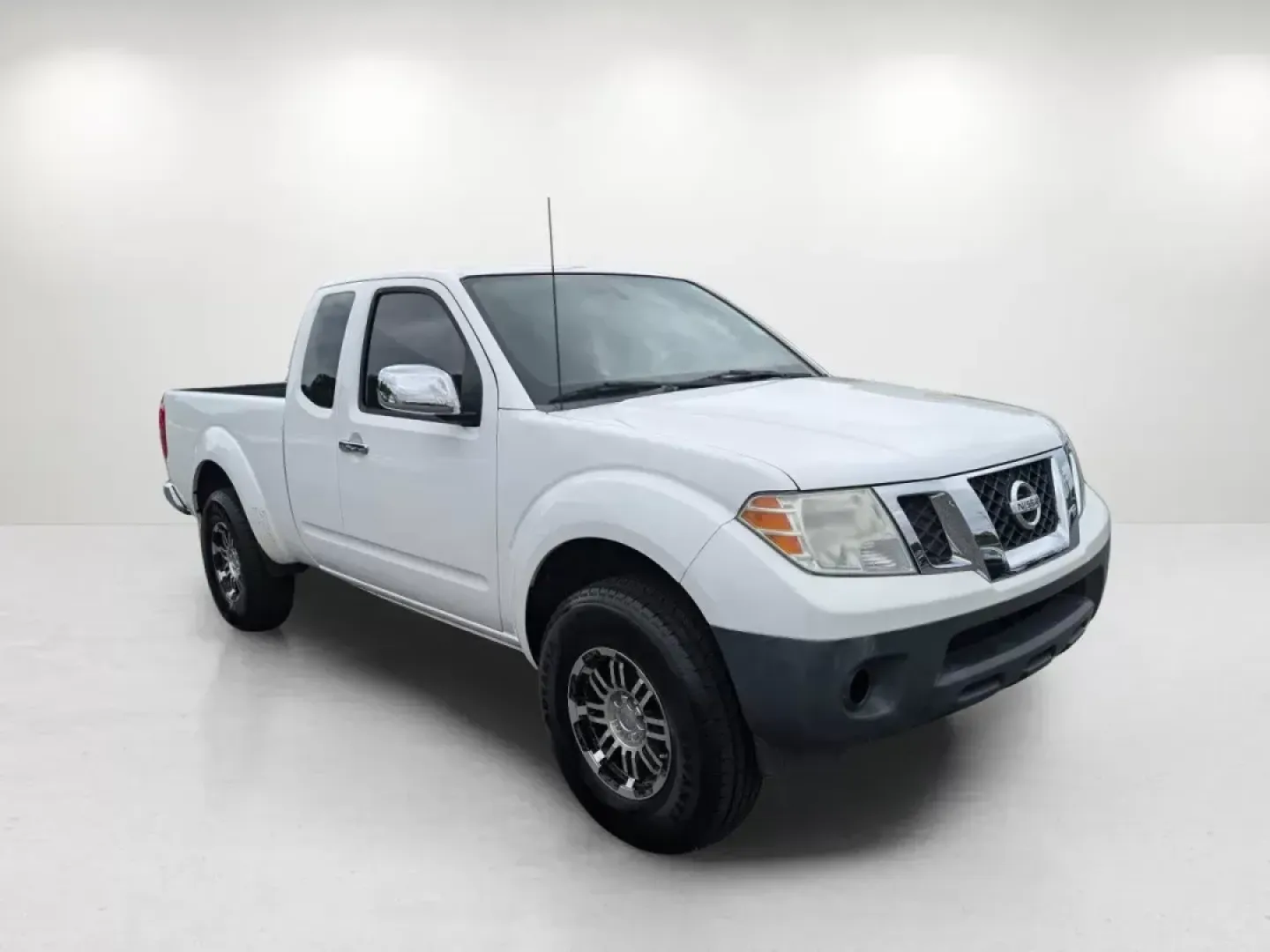 2012 /Steel Nissan Frontier S (1N6BD0CT2CC) with an Gas 4-cyl 2.5L/ engine, 5-Speed Automatic transmission, located at 3959 U.S. 80 W, Phenix City, AL, 36870, (334) 297-4885, 32.469296, -85.135185 - 2012 Nissan Frontier S - Photo#2