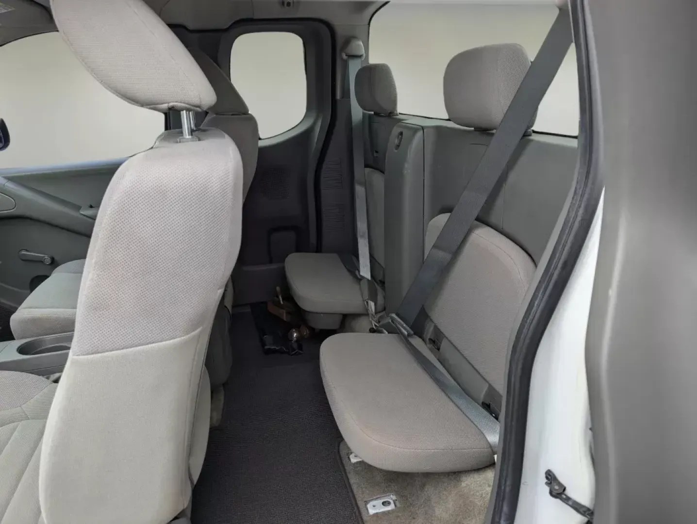 2012 /Steel Nissan Frontier S (1N6BD0CT2CC) with an Gas 4-cyl 2.5L/ engine, 5-Speed Automatic transmission, located at 3959 U.S. 80 W, Phenix City, AL, 36870, (334) 297-4885, 32.469296, -85.135185 - 2012 Nissan Frontier S - Photo#10