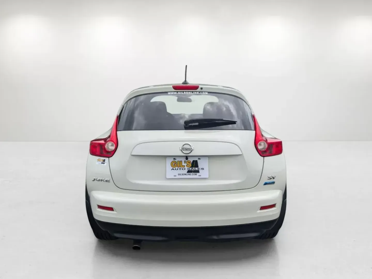 2012 /Black Nissan Juke SV (JN8AF5MRXCT) with an Gas Turbocharged I4 1.6L/ engine, 1-Speed CVT transmission, located at 3959 U.S. 80 W, Phenix City, AL, 36870, (334) 297-4885, 32.469296, -85.135185 - **Discover Your Next Adventure with the 2012 Nissan Juke SV at Gils Auto!** <br /> <br /> If you're looking for a vehicle that perfectly balances style, efficiency, and versatility, the 2012 Nissan Juke SV is an excellent choice for those who love to explore urban landscapes and escape into nature. - Photo#6