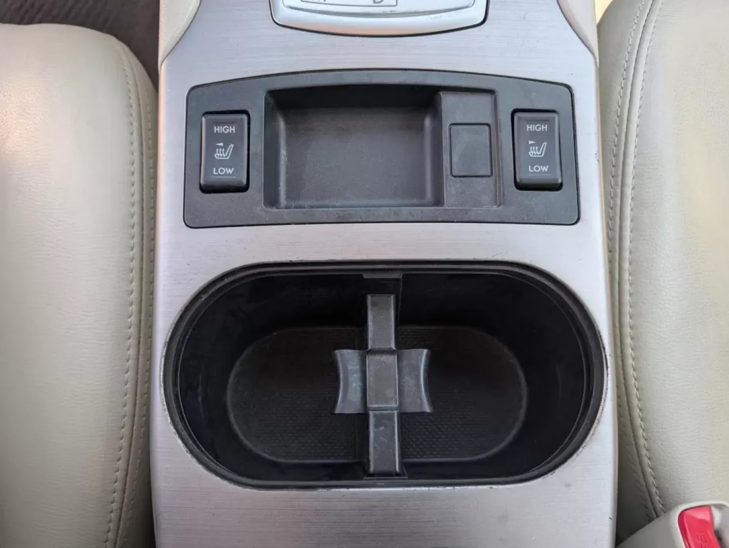 2012 /Warm Ivory Subaru Outback 2.5i Limited (4S4BRBKC5C3) with an Other engine, located at 1430 Gateway Drive, Opelika, AL, 36801, (334) 239-0944, 32.637871, -85.409790 - **Adventure Awaits with the 2012 Subaru Outback 2.5i Limited Your Perfect Companion for Family Road Trips!**<br /> <br /> Are you ready to embark on unforgettable journeys with your family or friends? The 2012 Subaru Outback 2.5i Limited is the ideal vehicle that combines comfort, space, and versat - Photo#14