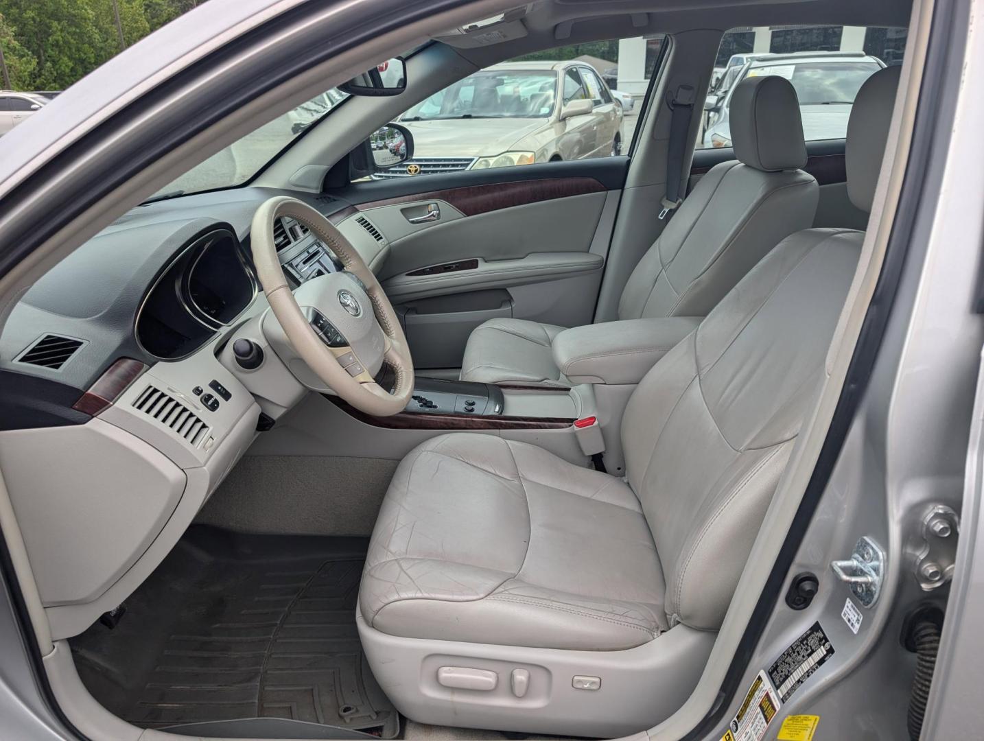 2012 Toyota Avalon (4T1BK3DB8CU) with an Gas V6 3.5L/211 engine, 6-Speed Automatic transmission, located at 3959 U.S. 80 W, Phenix City, AL, 36870, (334) 297-4885, 32.469296, -85.135185 - 2012 Toyota Avalon - Photo#9