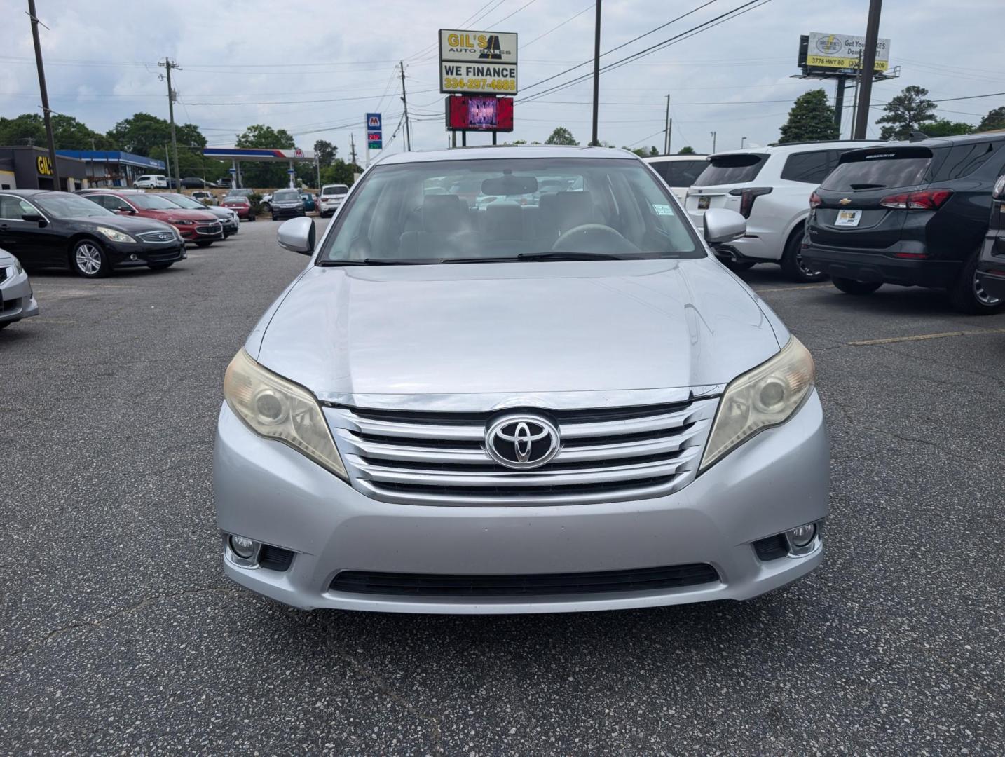2012 Toyota Avalon (4T1BK3DB8CU) with an Gas V6 3.5L/211 engine, 6-Speed Automatic transmission, located at 3959 U.S. 80 W, Phenix City, AL, 36870, (334) 297-4885, 32.469296, -85.135185 - 2012 Toyota Avalon - Photo#1