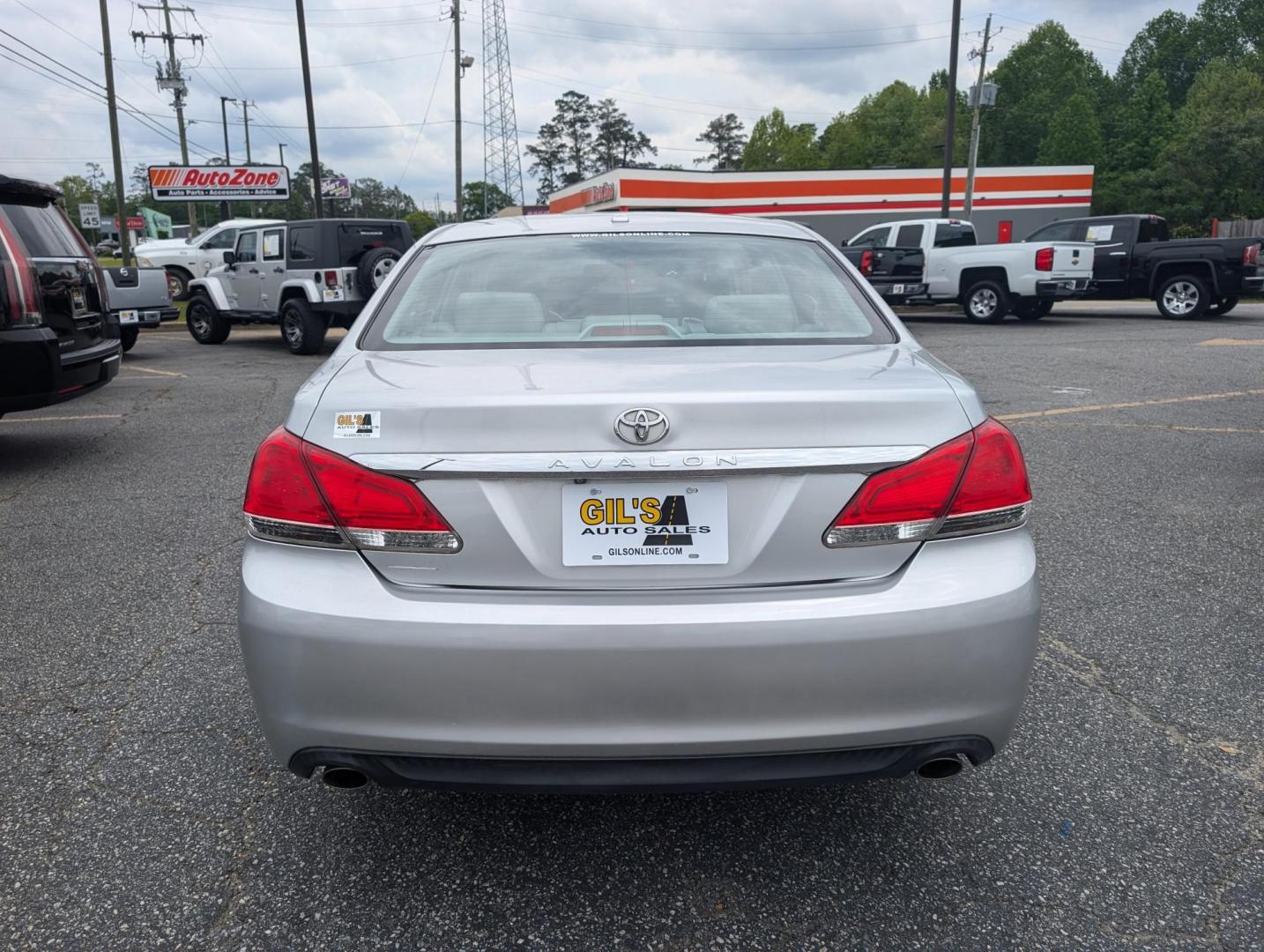 2012 Toyota Avalon (4T1BK3DB8CU) with an Gas V6 3.5L/211 engine, 6-Speed Automatic transmission, located at 3959 U.S. 80 W, Phenix City, AL, 36870, (334) 297-4885, 32.469296, -85.135185 - 2012 Toyota Avalon - Photo#5