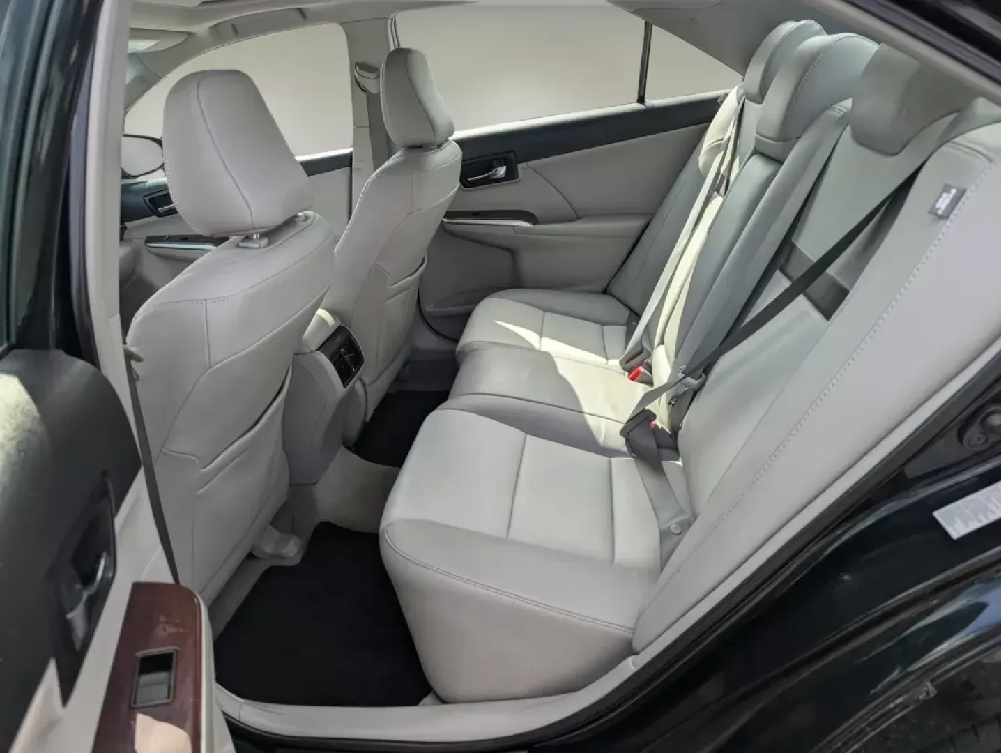 2012 Toyota Camry XLE (4T4BF1FK1CR) with an Gas I4 2.5L/152 engine, 6-Speed Automatic w/Manual Shift transmission, located at 3959 U.S. 80 W, Phenix City, AL, 36870, (334) 297-4885, 32.469296, -85.135185 - 2012 Toyota Camry XLE - Photo#11