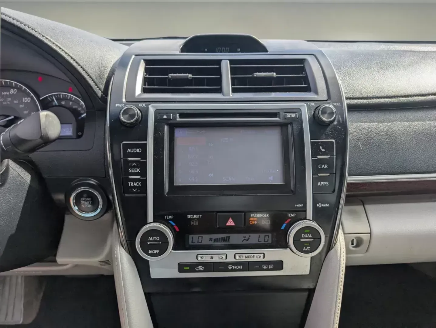 2012 Toyota Camry XLE (4T4BF1FK1CR) with an Gas I4 2.5L/152 engine, 6-Speed Automatic w/Manual Shift transmission, located at 3959 U.S. 80 W, Phenix City, AL, 36870, (334) 297-4885, 32.469296, -85.135185 - 2012 Toyota Camry XLE - Photo#14