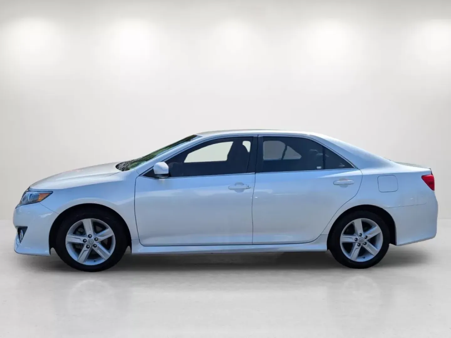 2012 Toyota Camry SE (4T1BF1FK3CU) with an Other engine, located at 7000 Northlake Connector, Columbus, GA, 31904, (706) 987-8085, 32.524975, -84.978134 - **Discover Your Perfect Ride: 2012 Toyota Camry SE Ideal for Daily Commuters and Family Adventures!**<br /> <br /> Are you searching for a reliable sedan that balances comfort, style, and performance? Look no further! The 2012 Toyota Camry SE is the perfect vehicle for your daily commutes, weekend - Photo#7