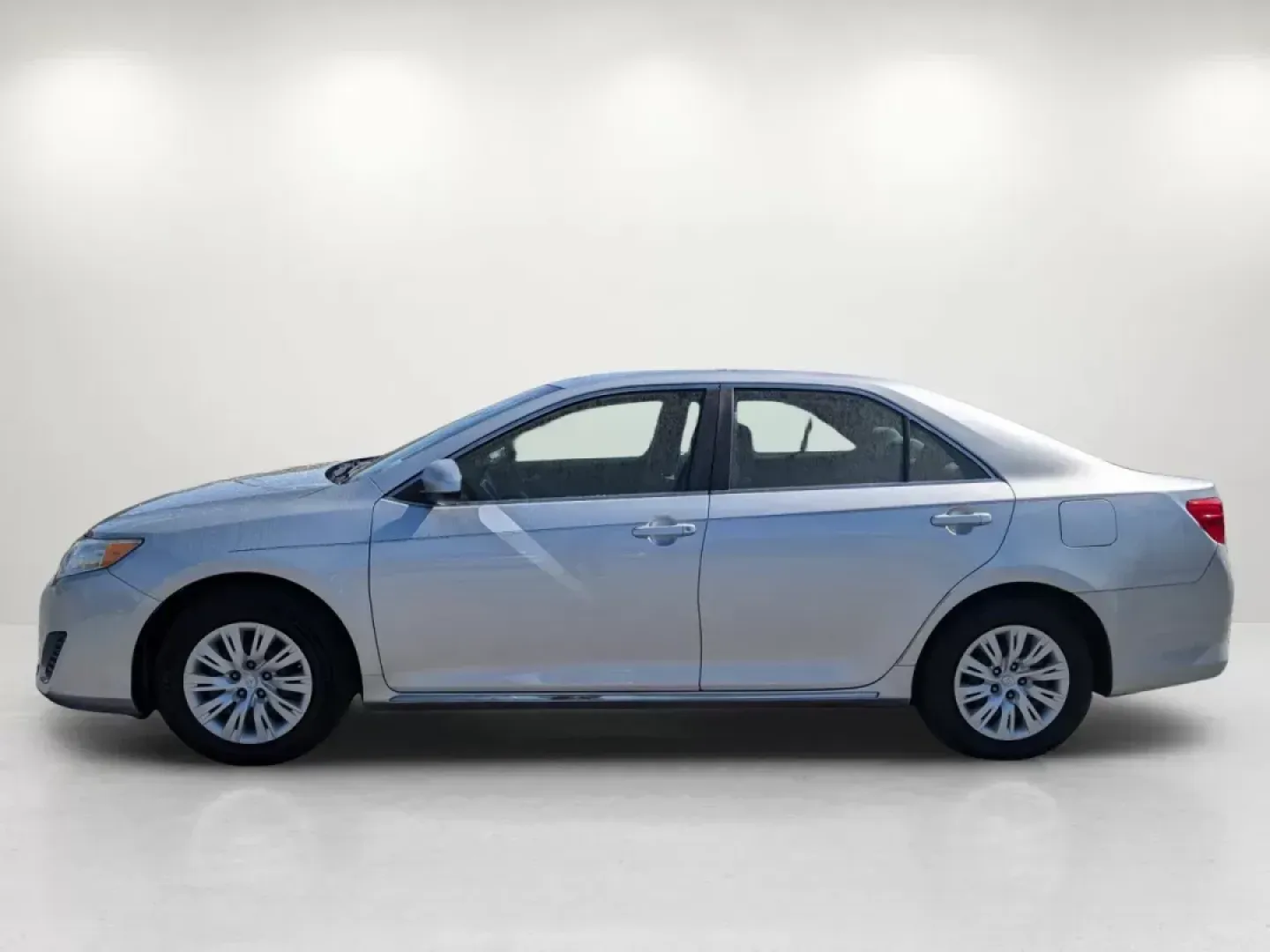 2012 Toyota Camry LE (4T1BF1FK6CU) with an Gas I4 2.5L/152 engine, 6-Speed Automatic w/Manual Shift transmission, located at 7000 Northlake Connector, Columbus, GA, 31904, (706) 987-8085, 32.524975, -84.978134 - 2012 Toyota Camry LE - Photo#8