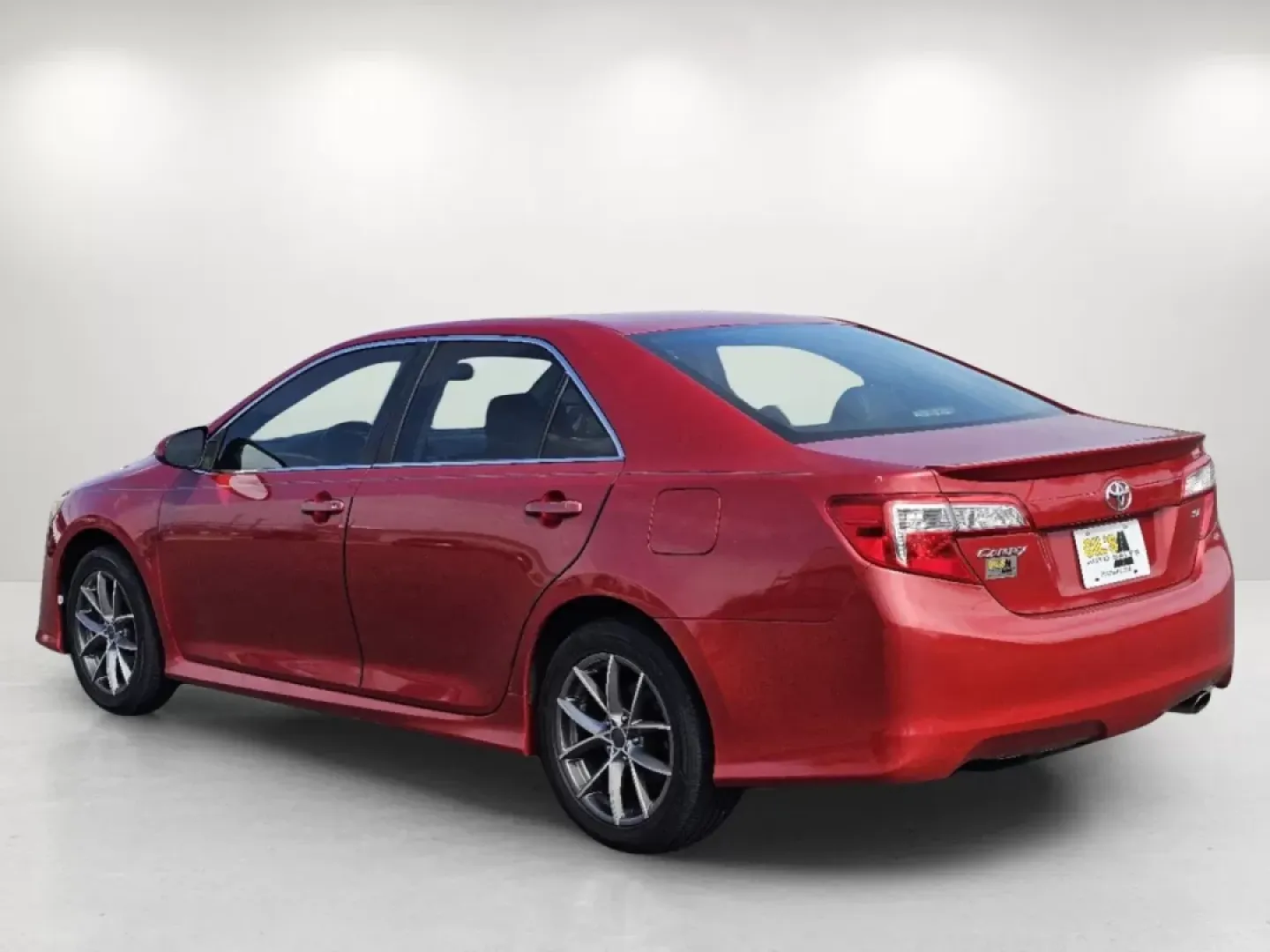 2012 Toyota Camry SE (4T1BF1FK5CU) with an Other engine, located at 804 22nd Ave, Phenix City, AL, 36870, (334) 297-1860, 32.484749, -85.024475 - **Drive in Style and Comfort with the 2012 Toyota Camry SE Perfect for Your Daily Adventures!**<br /> <br /> Are you looking for a reliable and stylish sedan that can effortlessly accommodate your everyday commute or weekend getaways? Look no further than this stunning 2012 Toyota Camry SE, now ava - Photo#5