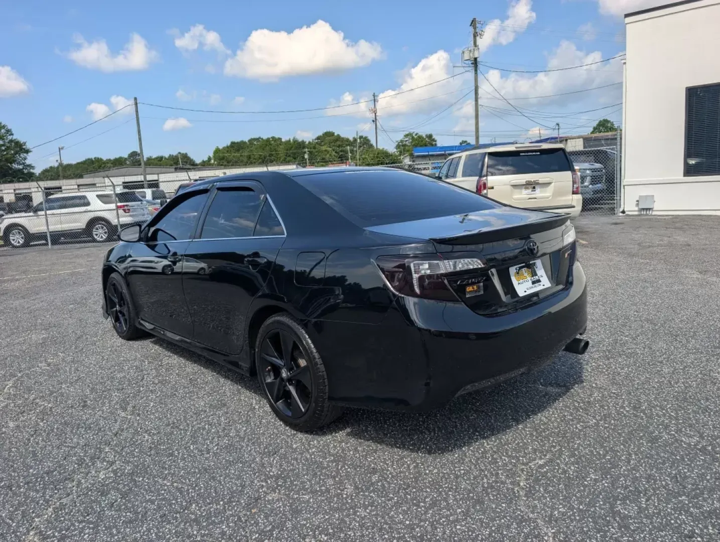 2012 Toyota Camry SE (4T1BF1FK8CU) with an Other engine, located at 1430 Gateway Drive, Opelika, AL, 36801, (334) 239-0944, 32.637871, -85.409790 - Experience the ultimate blend of reliability and comfort with the 2012 Toyota Camry SE, available now at Gils Auto in Opelika, AL. This sedan is perfect for those seeking a dependable daily driver or a family-friendly vehicle that doesn't compromise on style. Whether you're commuting to work, shuttl - Photo#6