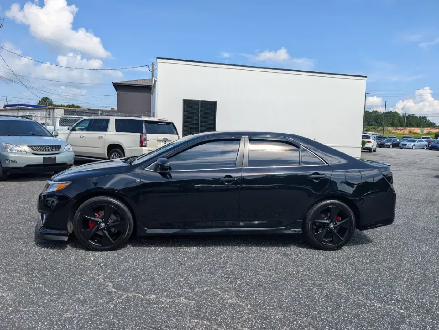2012 Toyota Camry SE (4T1BF1FK8CU) with an Other engine, located at 1430 Gateway Drive, Opelika, AL, 36801, (334) 239-0944, 32.637871, -85.409790 - Experience the ultimate blend of reliability and comfort with the 2012 Toyota Camry SE, available now at Gils Auto in Opelika, AL. This sedan is perfect for those seeking a dependable daily driver or a family-friendly vehicle that doesn't compromise on style. Whether you're commuting to work, shuttl - Photo#7