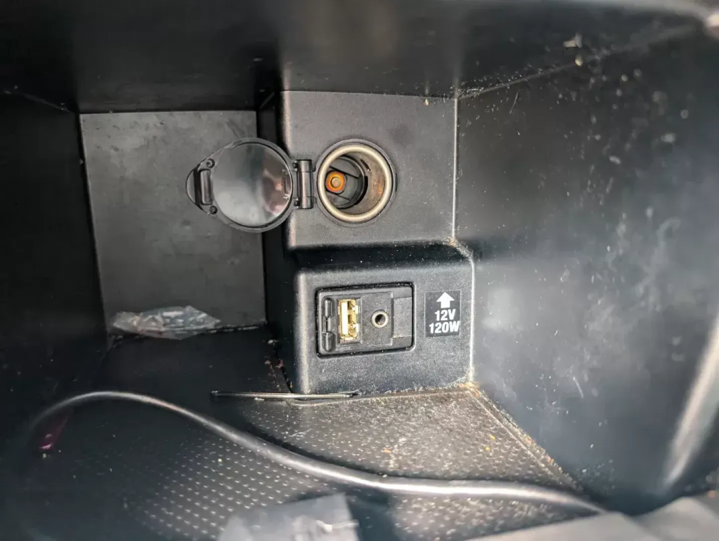 2012 Toyota Camry SE (4T1BF1FK8CU) with an Other engine, located at 1430 Gateway Drive, Opelika, AL, 36801, (334) 239-0944, 32.637871, -85.409790 - Experience the ultimate blend of reliability and comfort with the 2012 Toyota Camry SE, available now at Gils Auto in Opelika, AL. This sedan is perfect for those seeking a dependable daily driver or a family-friendly vehicle that doesn't compromise on style. Whether you're commuting to work, shuttl - Photo#12