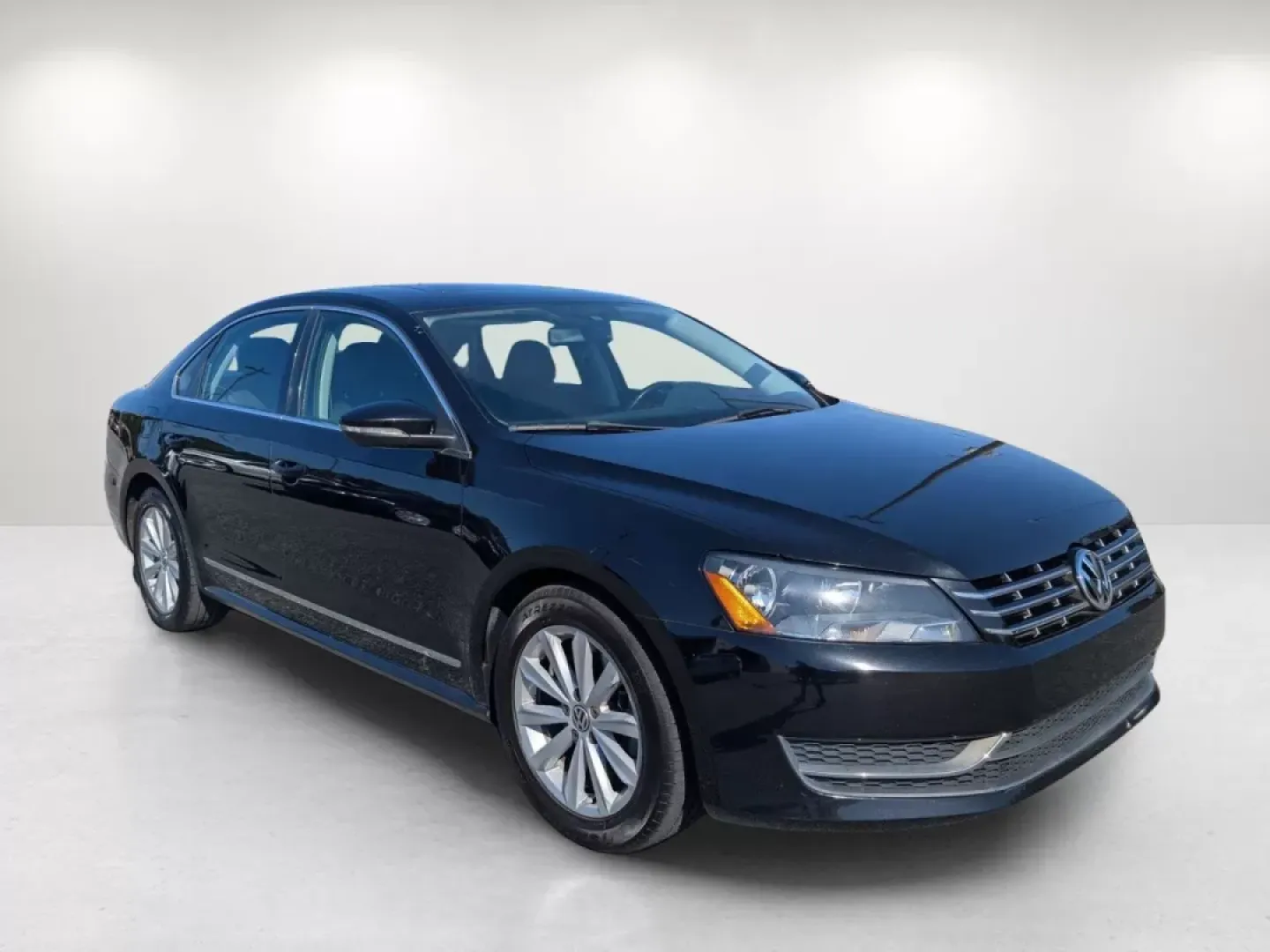 2012 Volkswagen Passat SEL Premium PZEV (1VWCP7A36CC) with an Other engine, located at 804 22nd Ave, Phenix City, AL, 36870, (334) 297-1860, 32.484749, -85.024475 - **Experience Luxury and Comfort with the 2012 Volkswagen Passat Perfect for Your Next Adventure!**<br /> <br /> Are you in the market for a reliable vehicle that combines style, comfort, and impressive features? Look no further than the 2012 Volkswagen Passat, available now at Gils Auto in Phenix C - Photo#2