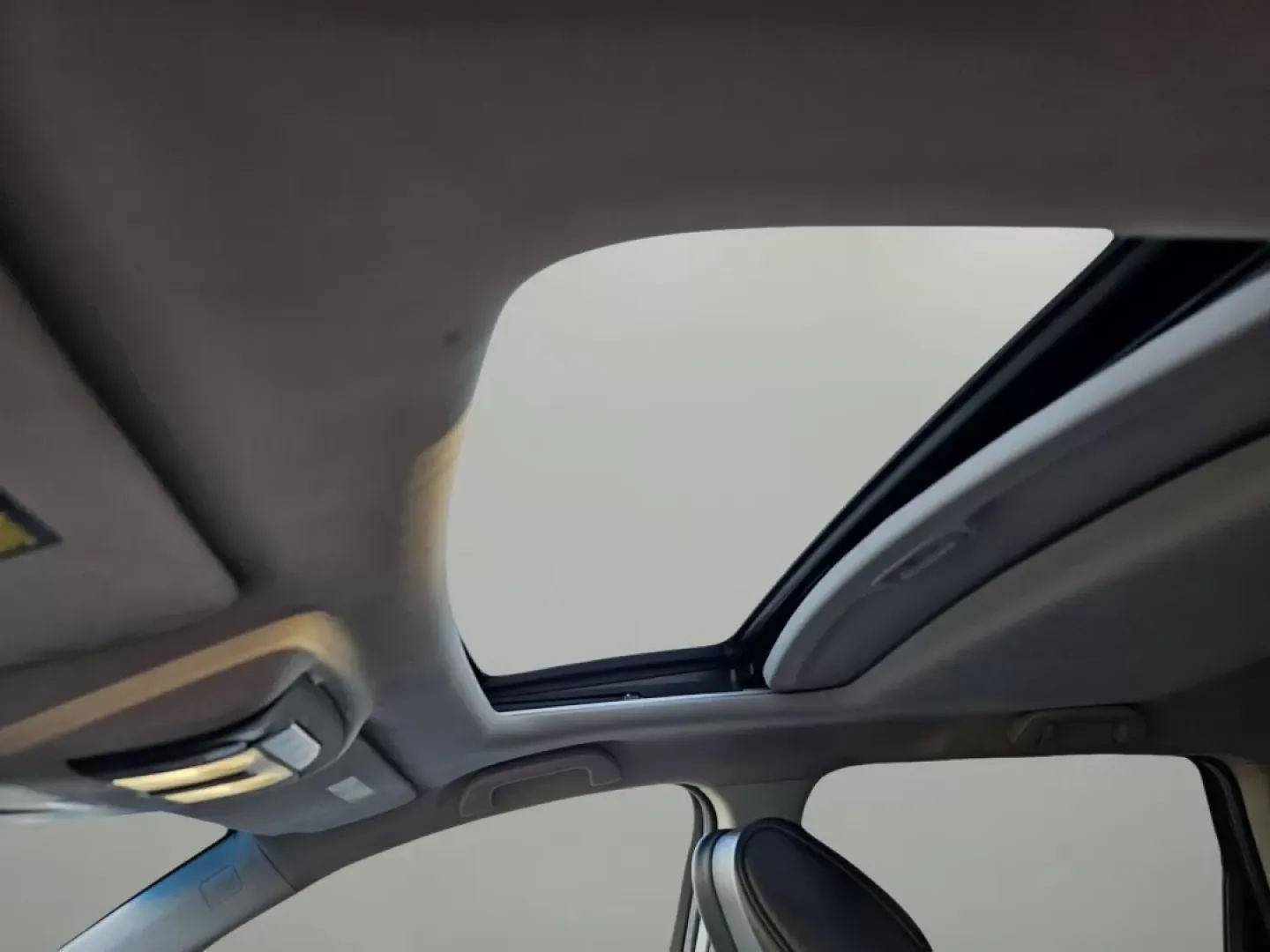 2013 Acura MDX Tech Pkg (2HNYD2H35DH) with an Other engine, located at 3959 U.S. 80 W, Phenix City, AL, 36870, (334) 297-4885, 32.469296, -85.135185 - **Explore Your Adventures with the 2013 Acura MDX Perfect for Families and Road Warriors!**<br /> <br /> Are you ready to elevate your driving experience? The 2013 Acura MDX available at Gils Auto in Phenix City, AL, is the ultimate SUV tailored for growing families and weekend warriors alike. With - Photo#10