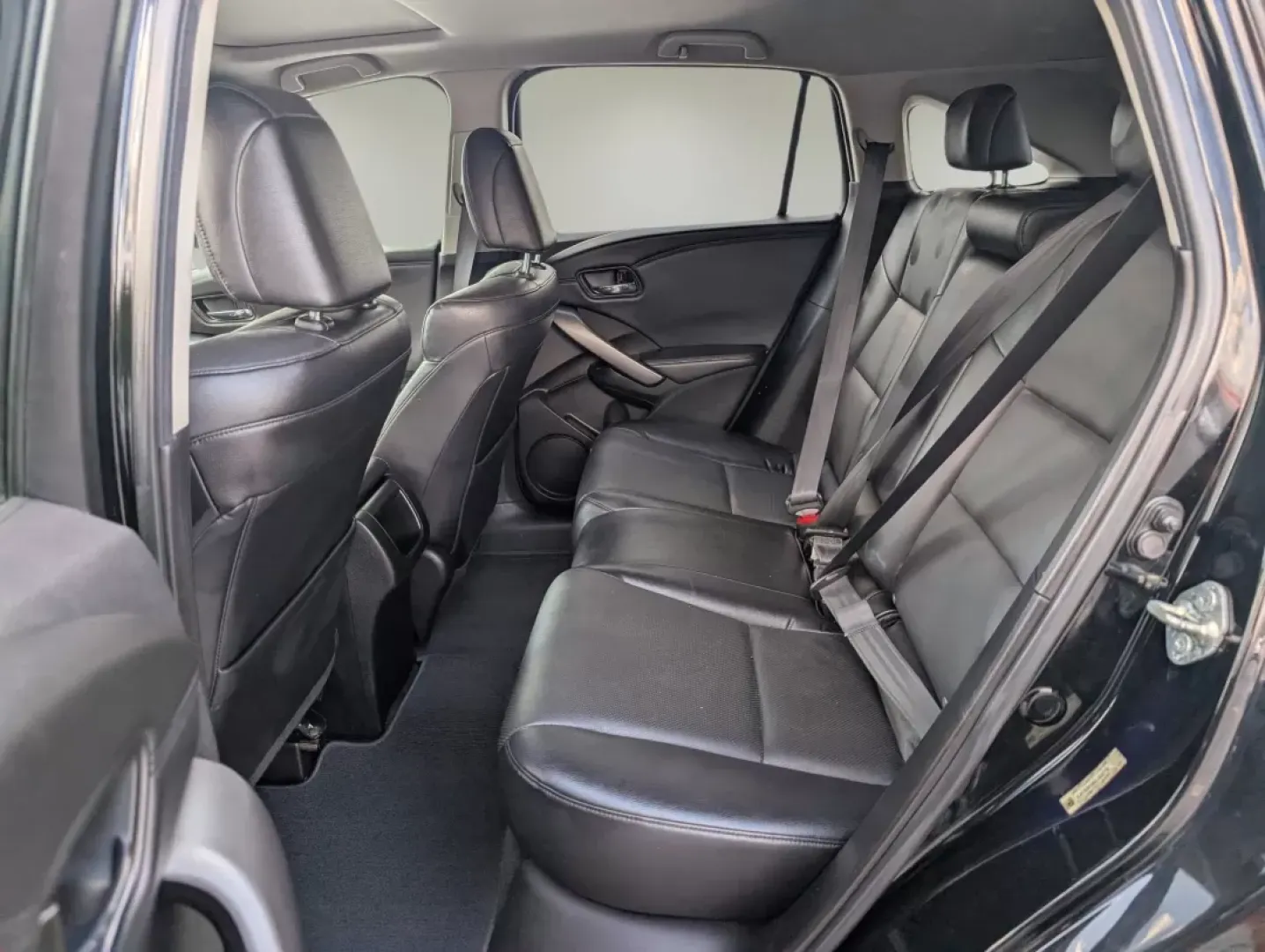 2013 Acura RDX (5J8TB3H36DL) with an Other engine, located at 3959 U.S. 80 W, Phenix City, AL, 36870, (334) 297-4885, 32.469296, -85.135185 - Experience the perfect blend of style, comfort, and practicality with this 2013 Acura RDX, now available at Gils Auto in Phenix City, AL. Whether you're looking for a reliable vehicle for your daily commutes, a family-friendly crossover, or a stylish ride for weekend adventures, this Acura fits the - Photo#11