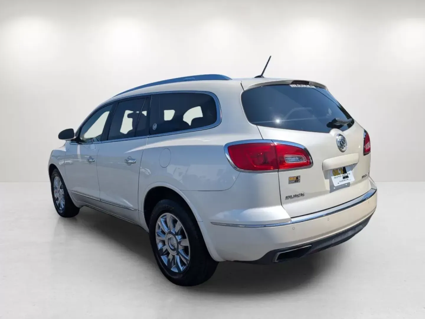 2013 /Choccachino Buick Enclave Leather (5GAKRCKD9DJ) with an Other engine, located at 5115 14th Ave., Columbus, GA, 31904, (706) 323-0345, 32.511494, -84.971046 - Discover your next adventure in this stunning 2013 Buick Enclave, a perfect blend of luxury and practicality designed for families and weekend explorers alike. With its spacious interior and top-notch safety features, this SUV is an ideal choice for those who love the open road, whether you're takin - Photo#6