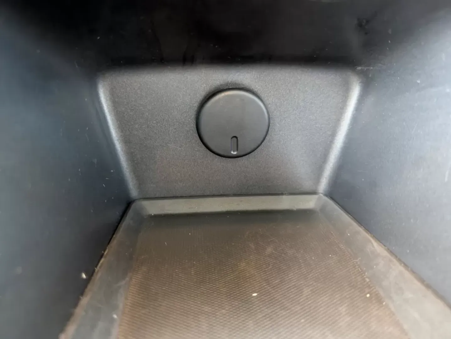 2013 /Jet Black Chevrolet Equinox LT (2GNALDEK0D6) with an Other engine, located at 3959 U.S. 80 W, Phenix City, AL, 36870, (334) 297-4885, 32.469296, -85.135185 - **Elevate Your Daily Commute with the 2013 Chevrolet Equinox LT at Gils Auto!**<br /> <br /> Are you in the market for a reliable SUV that blends comfort, technology, and performance? Look no further than the 2013 Chevrolet Equinox LT, available now at Gils Auto in Phenix City, AL. With its spacious - Photo#12