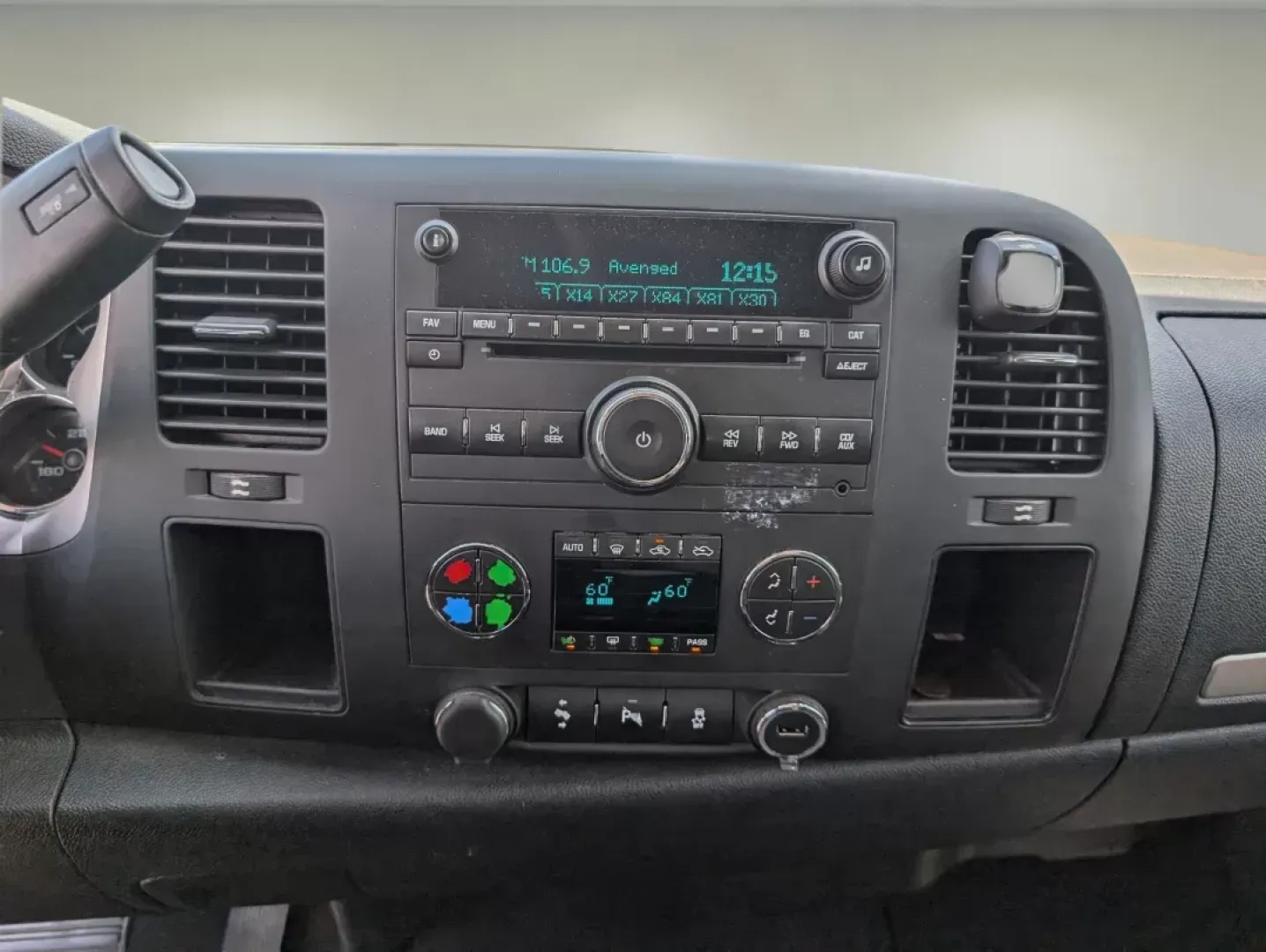 2013 /Ebony Chevrolet Silverado 1500 LT (3GCPCSE09DG) with an Gas/Ethanol V8 5.3L/323 engine, 6-Speed Automatic transmission, located at 5115 14th Ave., Columbus, GA, 31904, (706) 323-0345, 32.511494, -84.971046 - 2013 Chevrolet Silverado 1500 LT - Photo#14