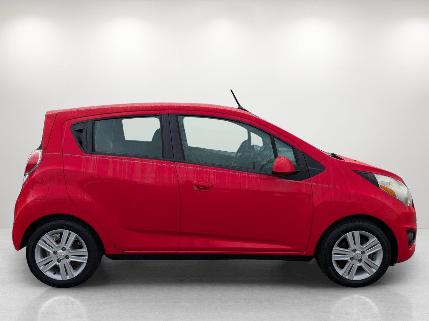 2013 /Silver w/Silver trim Chevrolet Spark LS (KL8CB6S92DC) with an Gas I4 1.2L/73 engine, 4-Speed Automatic transmission, located at 1430 Gateway Drive, Opelika, AL, 36801, (334) 239-0944, 32.637871, -85.409790 - 2013 Chevrolet Spark LS - Photo#3