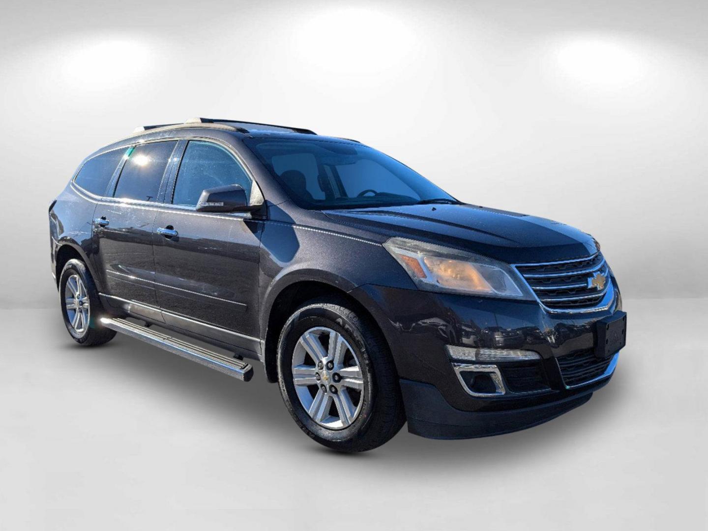 2013 /Ebony Chevrolet Traverse LT (1GNKRGKD6DJ) with an Gas V6 3.6L/217 engine, 6-Speed Automatic transmission, located at 5115 14th Ave., Columbus, GA, 31904, (706) 323-0345, 32.511494, -84.971046 - 2013 Chevrolet Traverse LT - Photo#3