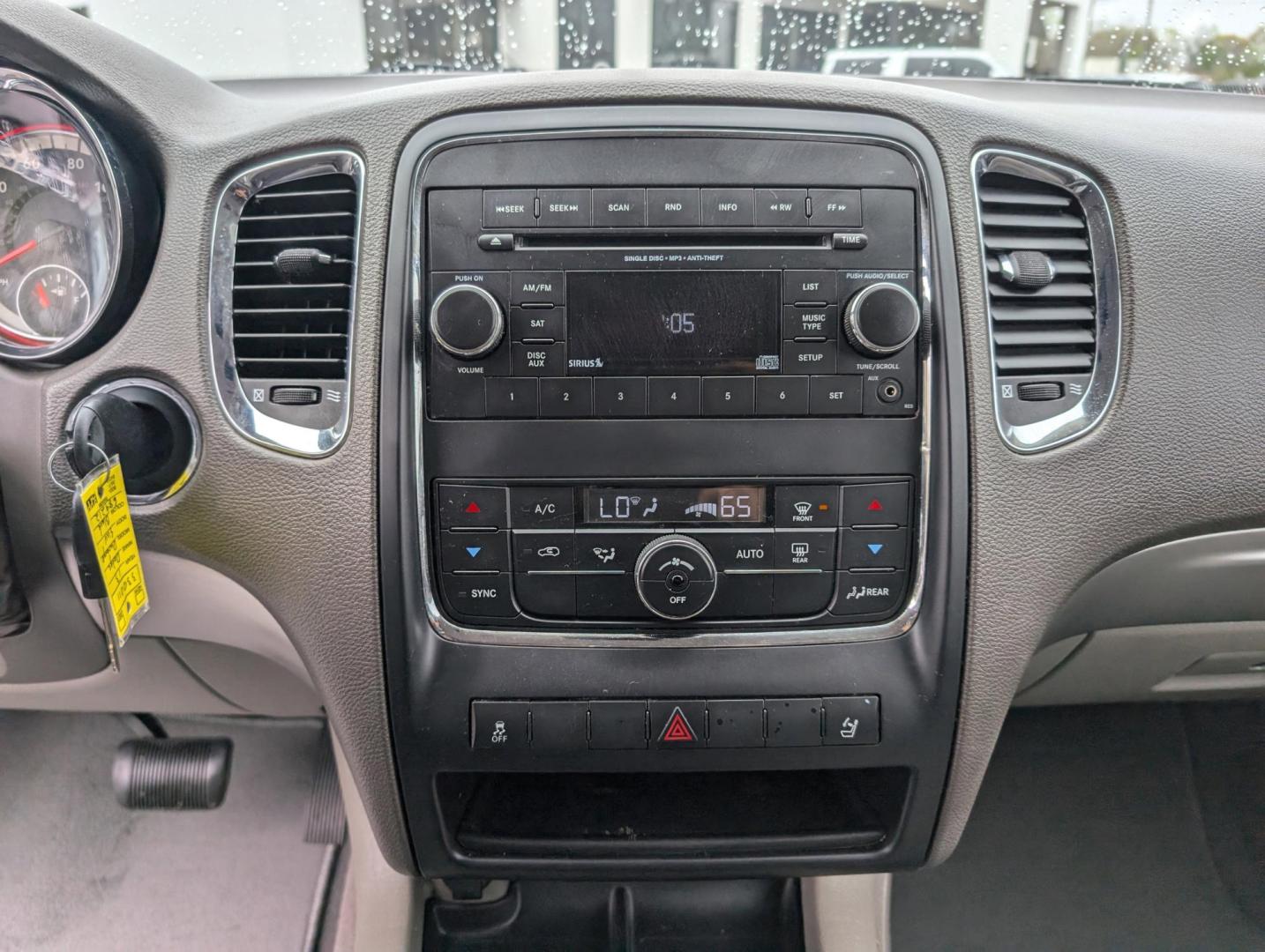 2013 /Dark Graystone/Medium Graystone Interior Dodge Durango SXT (1C4RDHAG2DC) with an Gas/Ethanol V6 3.6L/220 engine, 5-Speed Automatic transmission, located at 7000 Northlake Connector, Columbus, GA, 31904, (706) 987-8085, 32.524975, -84.978134 - 2013 Dodge Durango SXT - Photo#14
