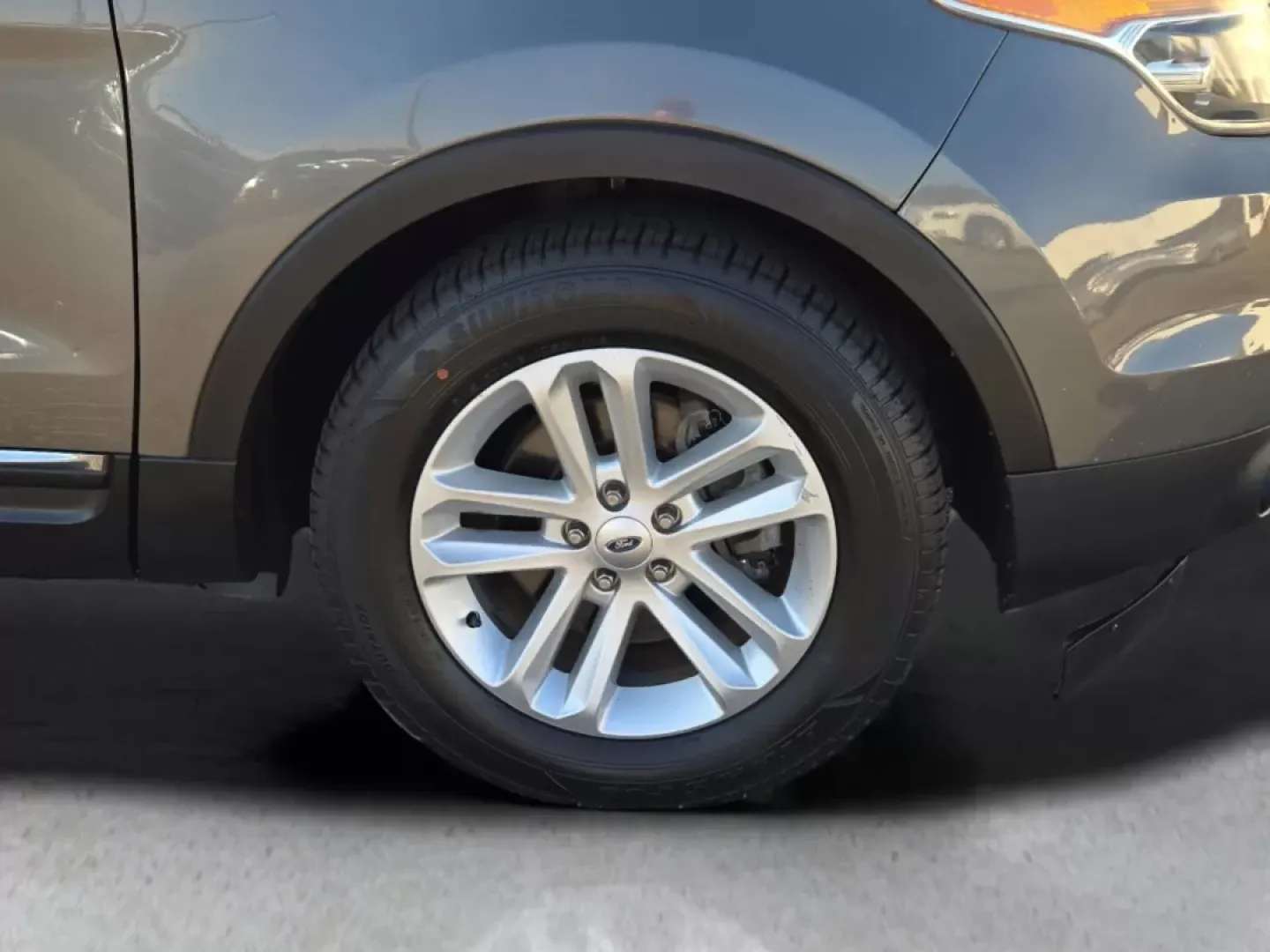 2013 Ford Explorer XLT (1FM5K7D88DG) with an Other engine, located at 3959 U.S. 80 W, Phenix City, AL, 36870, (334) 297-4885, 32.469296, -85.135185 - **Explore Life's Adventures in a 2013 Ford Explorer XLT!** <br /> <br /> Are you searching for a reliable vehicle that can keep up with your bustling lifestyle? Look no further! This 2013 Ford Explorer XLT is the perfect companion for growing families, weekend adventurers, or anyone needing a spacio - Photo#3