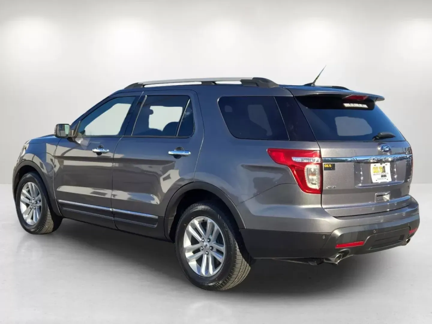 2013 Ford Explorer XLT (1FM5K7D88DG) with an Other engine, located at 3959 U.S. 80 W, Phenix City, AL, 36870, (334) 297-4885, 32.469296, -85.135185 - **Explore Life's Adventures in a 2013 Ford Explorer XLT!** <br /> <br /> Are you searching for a reliable vehicle that can keep up with your bustling lifestyle? Look no further! This 2013 Ford Explorer XLT is the perfect companion for growing families, weekend adventurers, or anyone needing a spacio - Photo#8