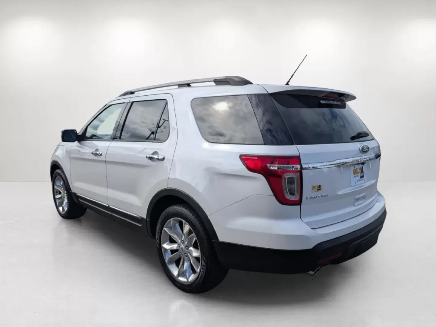 2013 Ford Explorer Limited (1FM5K7F8XDG) with an Other engine, located at 3959 U.S. 80 W, Phenix City, AL, 36870, (334) 297-4885, 32.469296, -85.135185 - 2013 Ford Explorer Limited - Photo#15