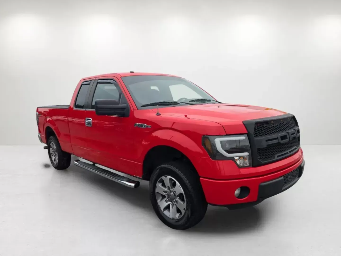 2013 Ford F-150 STX (1FTFX1CF9DF) with an Other engine, located at 1430 Gateway Drive, Opelika, AL, 36801, (334) 239-0944, 32.637871, -85.409790 - Are you ready to take your adventures to the next level? The 2013 Ford F-150 STX, now available at Gils Auto in Opelika, AL, is the perfect truck for budget-conscious buyers seeking reliability and versatility. With its robust body, spacious interior, and striking red exterior, this extended cab pic - Photo#2