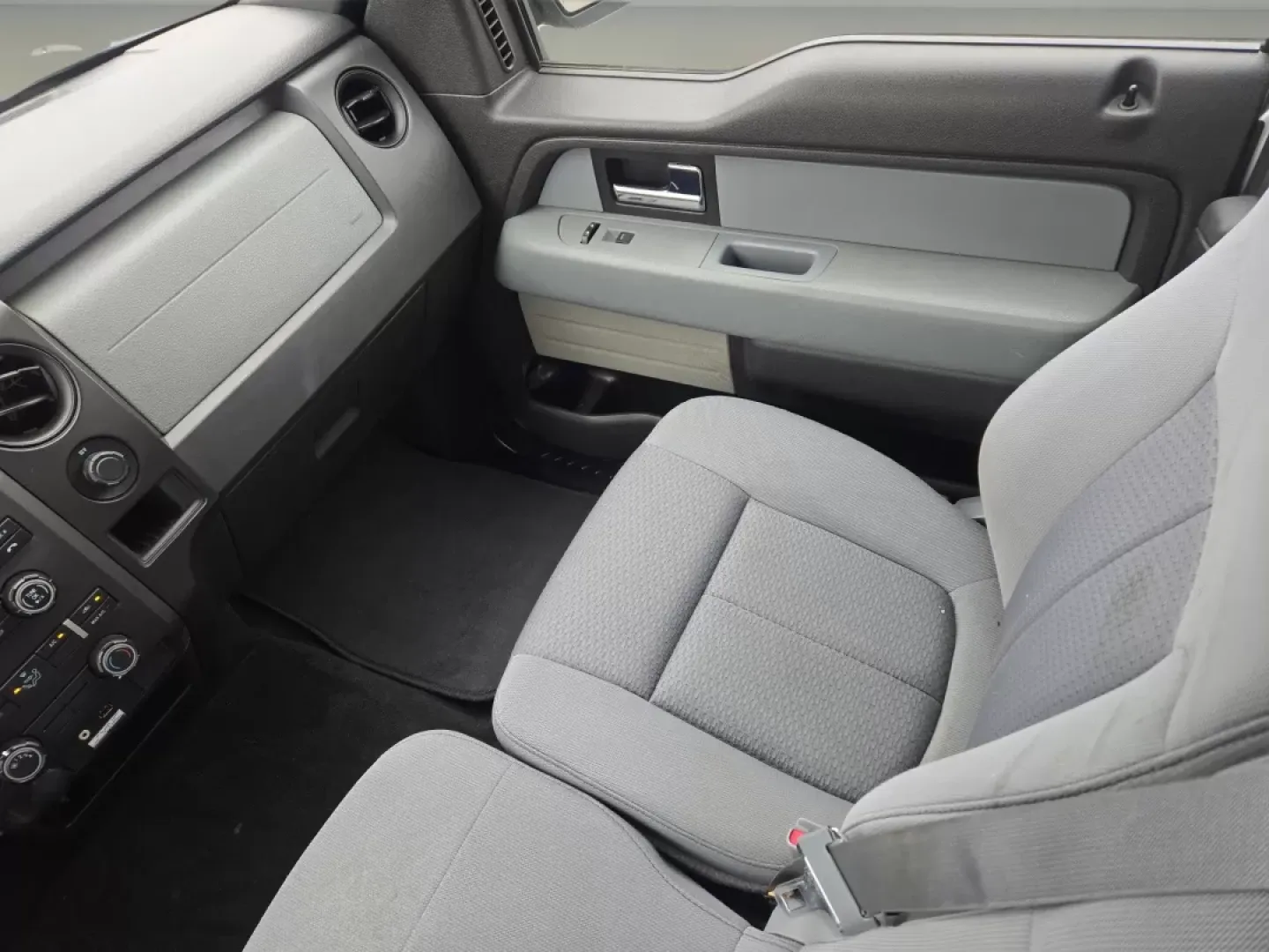 2013 Ford F-150 STX (1FTEX1CM0DF) with an Other engine, located at 5115 14th Ave., Columbus, GA, 31904, (706) 323-0345, 32.511494, -84.971046 - **Adventure Awaits with this 2013 Ford F-150 Extended Cab! Perfect for Work or Play!**<br /> <br /> Are you ready to elevate your lifestyle? Whether you're hauling gear for a weekend camping trip, transporting your growing family, or needing a reliable companion for daily commutes, the 2013 Ford F-1 - Photo#14