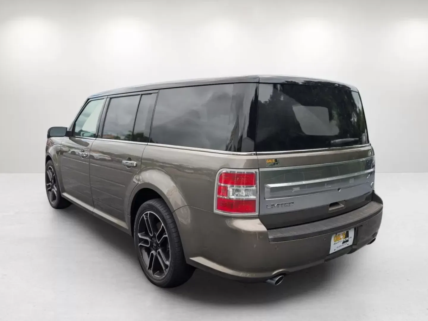 2013 Ford Flex Limited (2FMHK6D8XDB) with an Other engine, located at 1430 Gateway Drive, Opelika, AL, 36801, (334) 239-0944, 32.637871, -85.409790 - Embark on unforgettable journeys with the 2013 Ford Flex Limited, now available at Gils Auto in Prattville, AL. This versatile crossover is not just a vehicle; it's the perfect companion for growing families, weekend adventurers, and anyone seeking a reliable ride for long commutes. With its spaciou - Photo#23