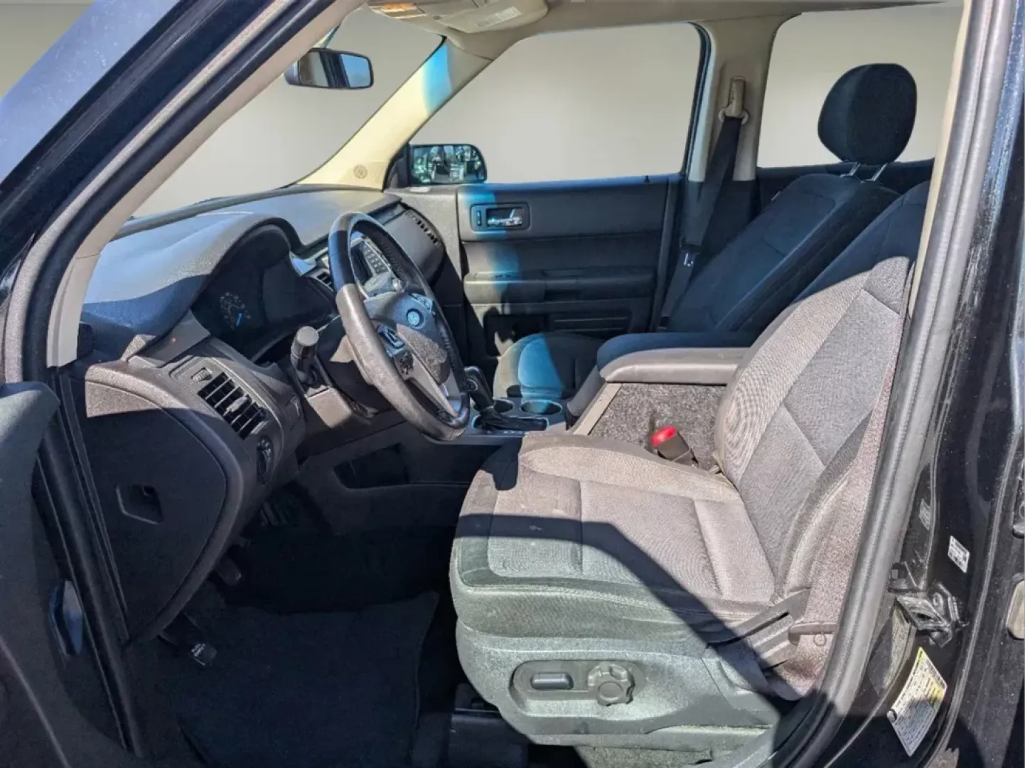 2013 Ford Flex SE (2FMGK5B80DB) with an Gas V6 3.5L/213 engine, 6-Speed Automatic transmission, located at 1430 Gateway Drive, Opelika, AL, 36801, (334) 239-0944, 32.637871, -85.409790 - **Discover the Perfect Family Crossover at Gils Auto - Opelika!**<br /> <br /> Are you ready to elevate your family adventures and weekend getaways? The 2013 Ford Flex SE is the crossover that seamlessly merges style, comfort, and functionality. This spacious vehicle is perfect for growing families - Photo#10