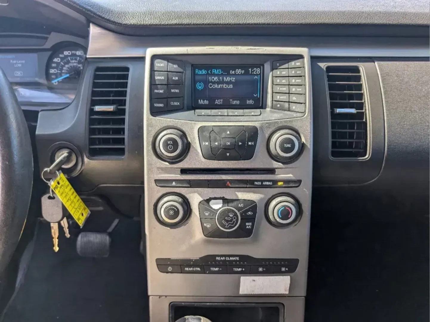 2013 Ford Flex SE (2FMGK5B80DB) with an Gas V6 3.5L/213 engine, 6-Speed Automatic transmission, located at 1430 Gateway Drive, Opelika, AL, 36801, (334) 239-0944, 32.637871, -85.409790 - **Discover the Perfect Family Crossover at Gils Auto - Opelika!**<br /> <br /> Are you ready to elevate your family adventures and weekend getaways? The 2013 Ford Flex SE is the crossover that seamlessly merges style, comfort, and functionality. This spacious vehicle is perfect for growing families - Photo#12
