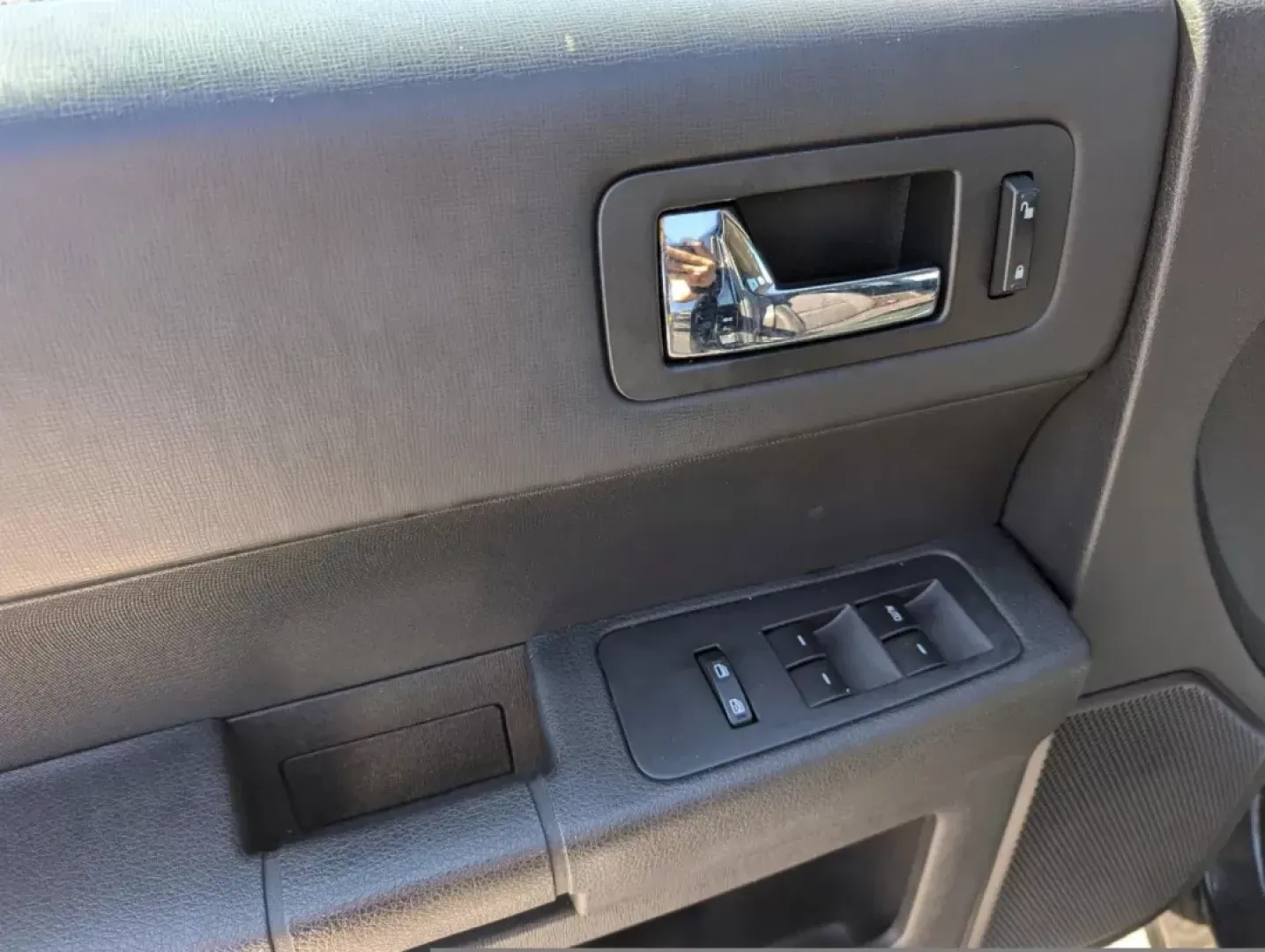 2013 Ford Flex SE (2FMGK5B80DB) with an Gas V6 3.5L/213 engine, 6-Speed Automatic transmission, located at 1430 Gateway Drive, Opelika, AL, 36801, (334) 239-0944, 32.637871, -85.409790 - **Discover the Perfect Family Crossover at Gils Auto - Opelika!**<br /> <br /> Are you ready to elevate your family adventures and weekend getaways? The 2013 Ford Flex SE is the crossover that seamlessly merges style, comfort, and functionality. This spacious vehicle is perfect for growing families - Photo#14