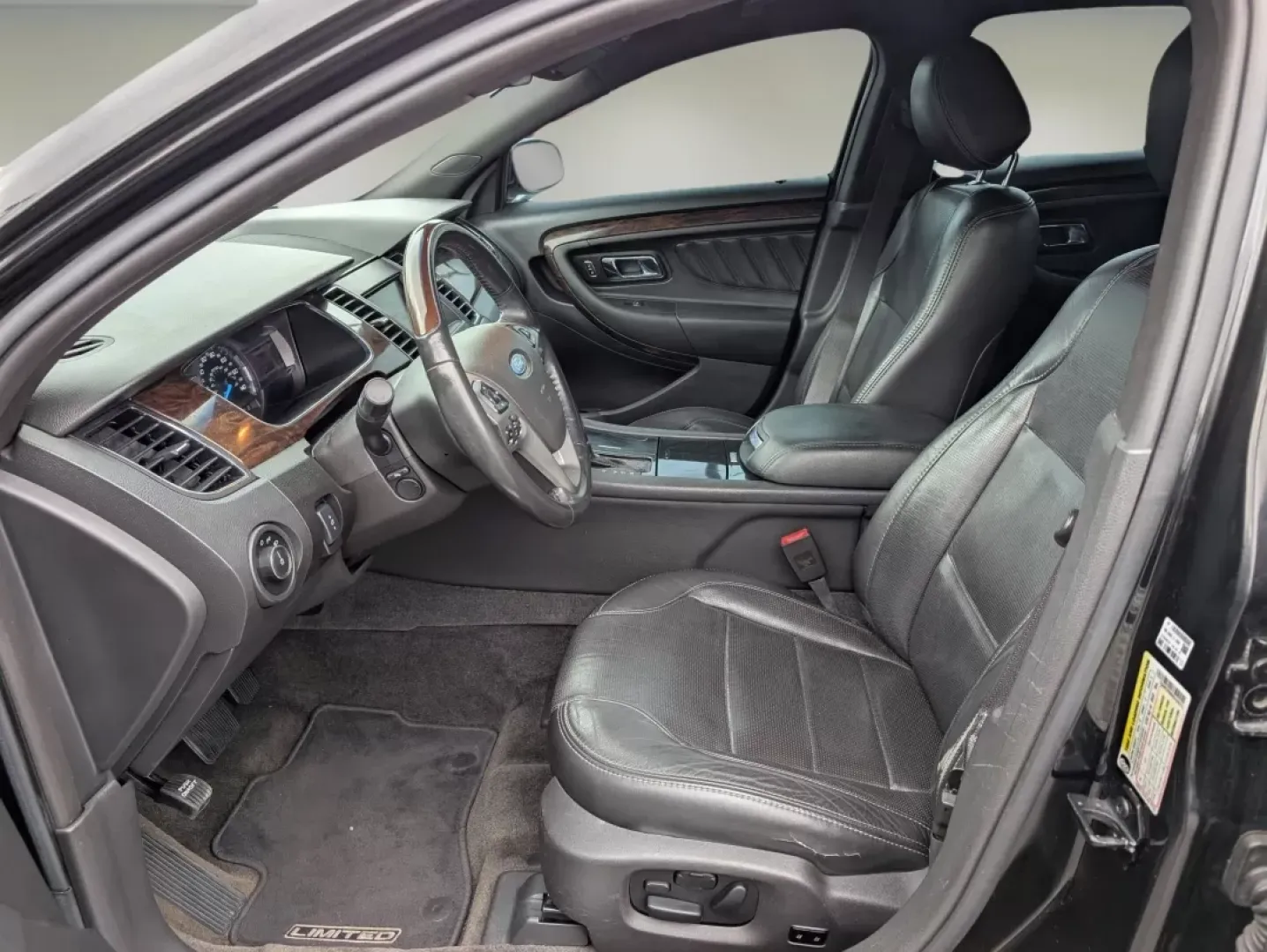 2013 Ford Taurus Limited (1FAHP2F88DG) with an Other engine, located at 521 Old Farm Lane Rd, Prattville, AL, 36066, (334) 325-1505, 32.482460, -86.416367 - Elevate your daily commute with the perfect blend of comfort, style, and technology in this stunning 2013 Ford Taurus Limited! Whether you're commuting to work in downtown Prattville or heading out for a weekend getaway with the family, this sedan is designed to meet all your driving needs. With its - Photo#9