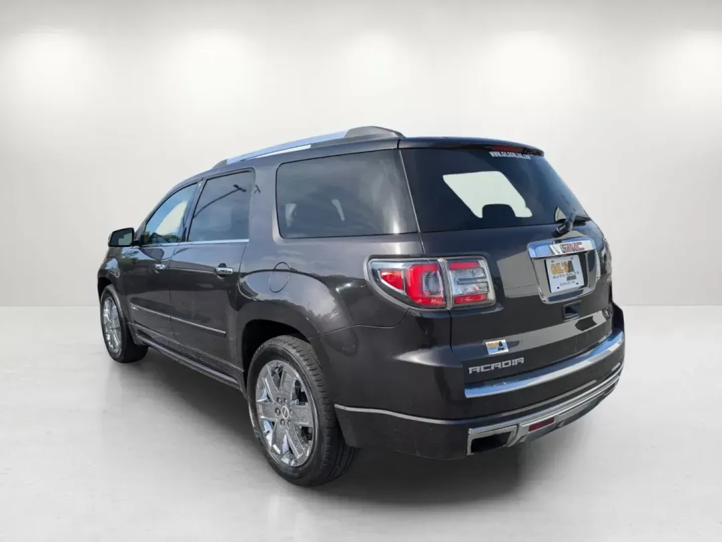 2013 /Ebony GMC Acadia Denali (1GKKRTKD3DJ) with an Gas V6 3.6L/220 engine, 6-Speed Automatic transmission, located at 3959 U.S. 80 W, Phenix City, AL, 36870, (334) 297-4885, 32.469296, -85.135185 - 2013 GMC Acadia Denali - Photo#7
