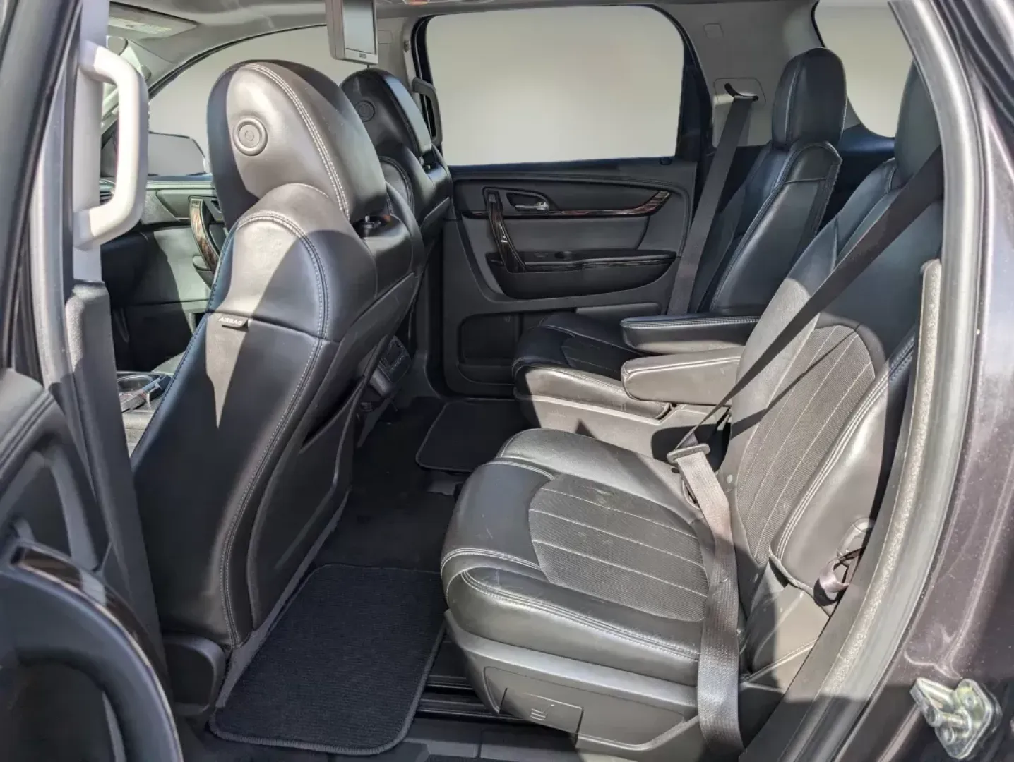 2013 /Ebony GMC Acadia Denali (1GKKRTKD3DJ) with an Gas V6 3.6L/220 engine, 6-Speed Automatic transmission, located at 3959 U.S. 80 W, Phenix City, AL, 36870, (334) 297-4885, 32.469296, -85.135185 - 2013 GMC Acadia Denali - Photo#11
