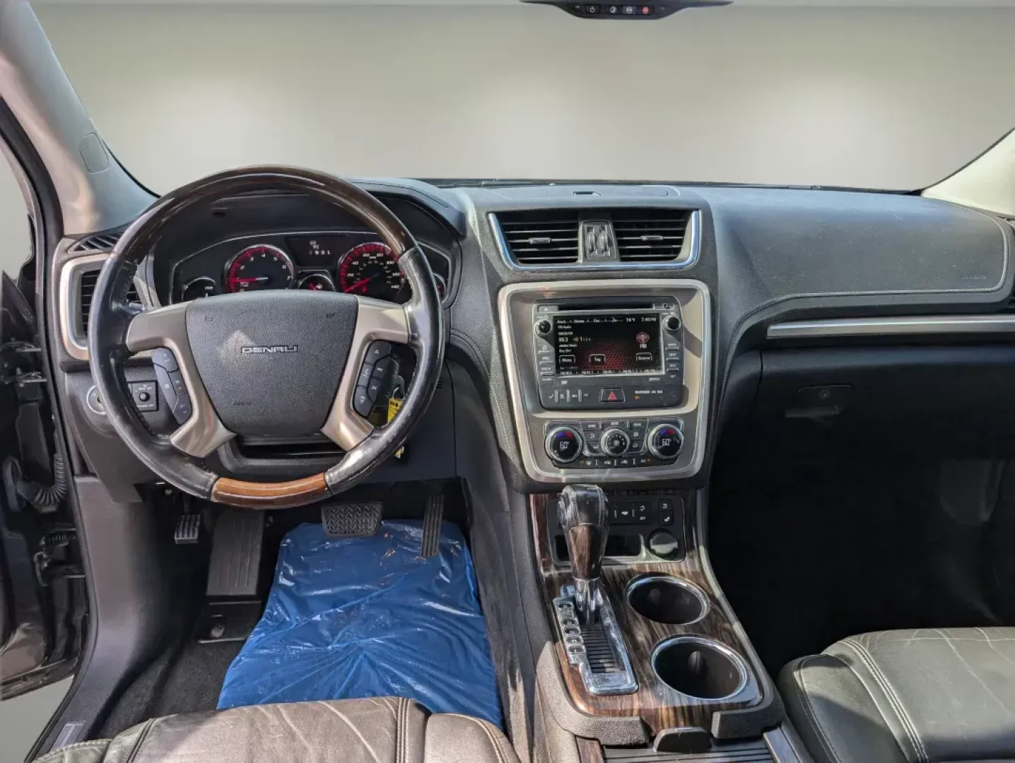 2013 /Ebony GMC Acadia Denali (1GKKRTKD3DJ) with an Gas V6 3.6L/220 engine, 6-Speed Automatic transmission, located at 3959 U.S. 80 W, Phenix City, AL, 36870, (334) 297-4885, 32.469296, -85.135185 - 2013 GMC Acadia Denali - Photo#13