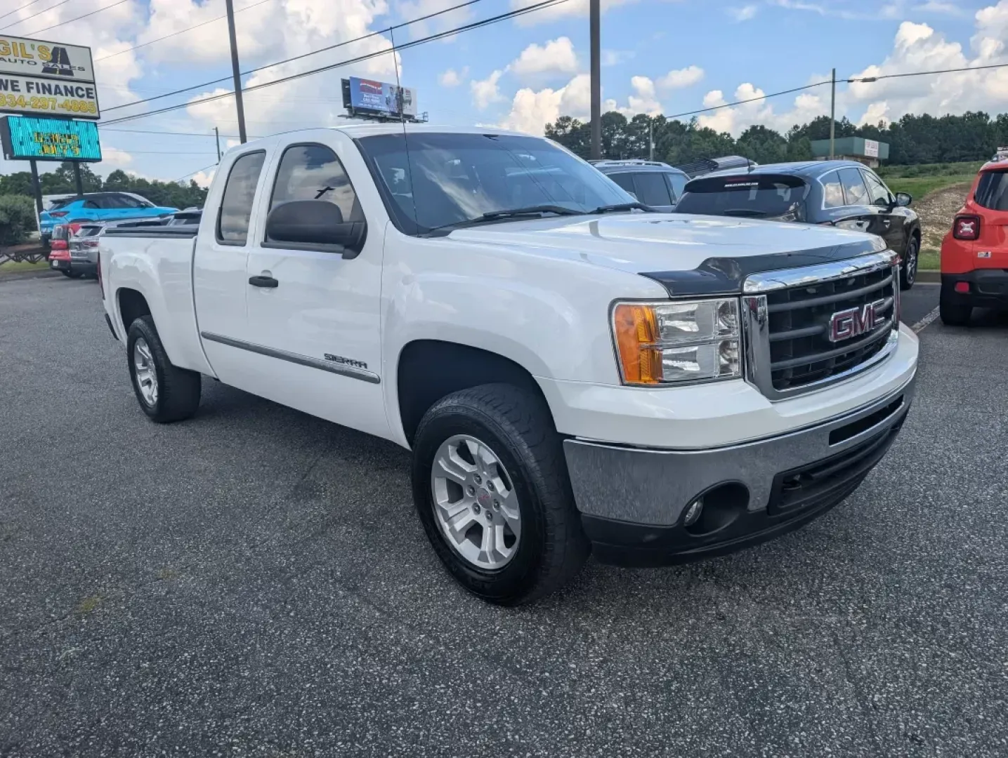 2013 /Dark Titanium GMC Sierra 1500 Work Truck (1GTR1TEX2DZ) with an Other engine, located at 3959 U.S. 80 W, Phenix City, AL, 36870, (334) 297-4885, 32.469296, -85.135185 - **Discover Your Next Adventure with the 2013 GMC Sierra 1500 at Gils Auto in Phenix City, AL!**<br /> <br /> Are you in the market for a vehicle that combines rugged reliability with everyday practicality? Look no further than this dependable 2013 GMC Sierra 1500 Work Truck! Perfect for those who cr - Photo#2