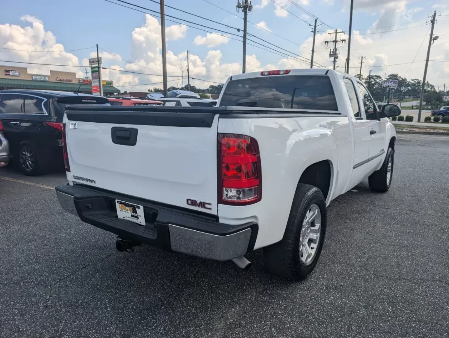 2013 /Dark Titanium GMC Sierra 1500 Work Truck (1GTR1TEX2DZ) with an Other engine, located at 3959 U.S. 80 W, Phenix City, AL, 36870, (334) 297-4885, 32.469296, -85.135185 - **Discover Your Next Adventure with the 2013 GMC Sierra 1500 at Gils Auto in Phenix City, AL!**<br /> <br /> Are you in the market for a vehicle that combines rugged reliability with everyday practicality? Look no further than this dependable 2013 GMC Sierra 1500 Work Truck! Perfect for those who cr - Photo#4