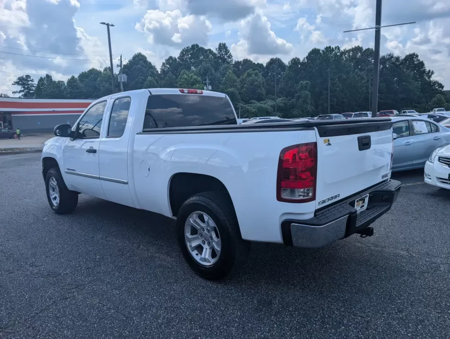 2013 /Dark Titanium GMC Sierra 1500 Work Truck (1GTR1TEX2DZ) with an Other engine, located at 3959 U.S. 80 W, Phenix City, AL, 36870, (334) 297-4885, 32.469296, -85.135185 - **Discover Your Next Adventure with the 2013 GMC Sierra 1500 at Gils Auto in Phenix City, AL!**<br /> <br /> Are you in the market for a vehicle that combines rugged reliability with everyday practicality? Look no further than this dependable 2013 GMC Sierra 1500 Work Truck! Perfect for those who cr - Photo#6