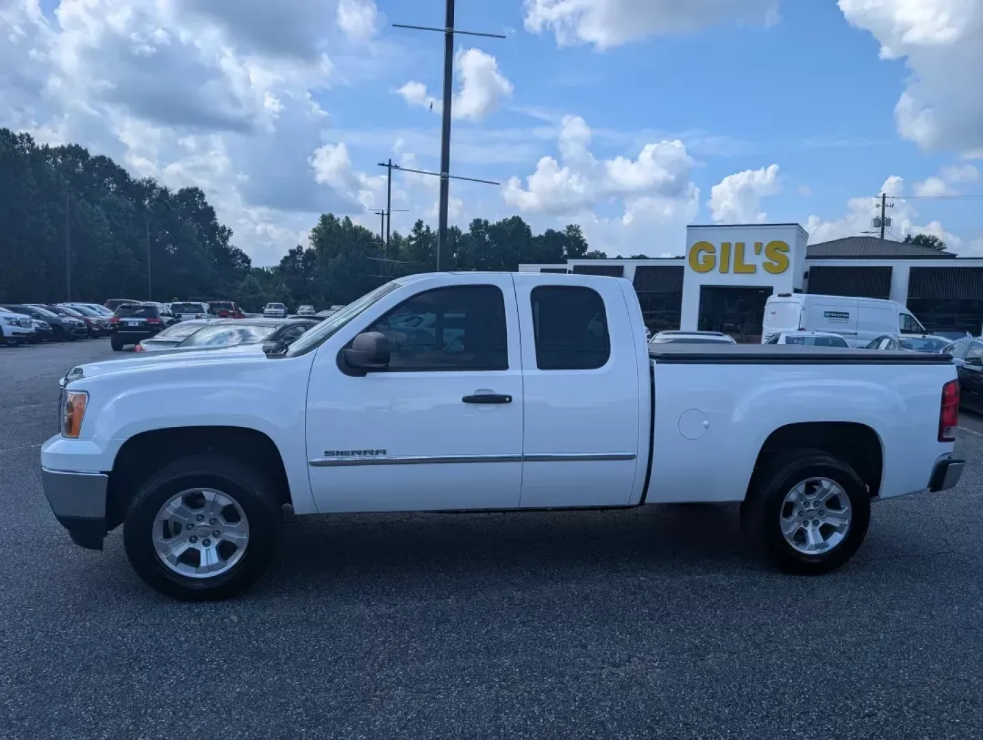 2013 /Dark Titanium GMC Sierra 1500 Work Truck (1GTR1TEX2DZ) with an Other engine, located at 3959 U.S. 80 W, Phenix City, AL, 36870, (334) 297-4885, 32.469296, -85.135185 - **Discover Your Next Adventure with the 2013 GMC Sierra 1500 at Gils Auto in Phenix City, AL!**<br /> <br /> Are you in the market for a vehicle that combines rugged reliability with everyday practicality? Look no further than this dependable 2013 GMC Sierra 1500 Work Truck! Perfect for those who cr - Photo#7