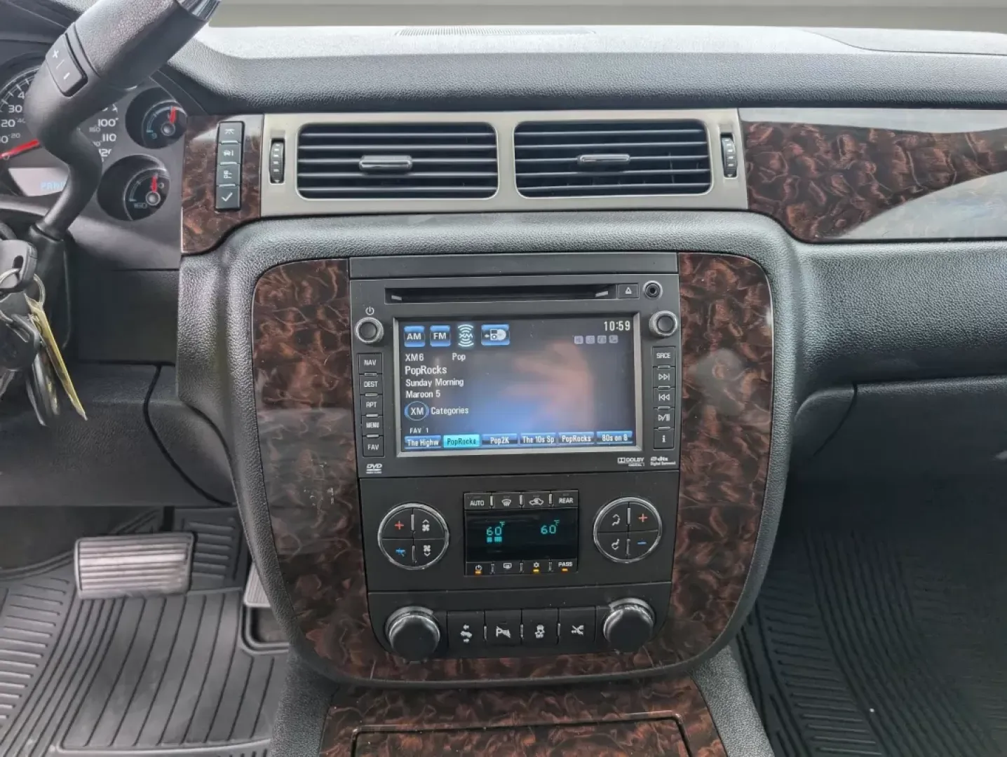 2013 /Ebony GMC Yukon XL Denali (1GKS2MEF2DR) with an Other engine, located at 3959 U.S. 80 W, Phenix City, AL, 36870, (334) 297-4885, 32.469296, -85.135185 - **Adventure Awaits with the 2013 GMC Yukon XL Denali!**<br /> <br /> Are you searching for a vehicle that can seamlessly transition from school drop-offs to weekend family adventures? Look no further than this stunning 2013 GMC Yukon XL Denali, available now at Gils Auto in Phenix City, AL. This spa - Photo#13