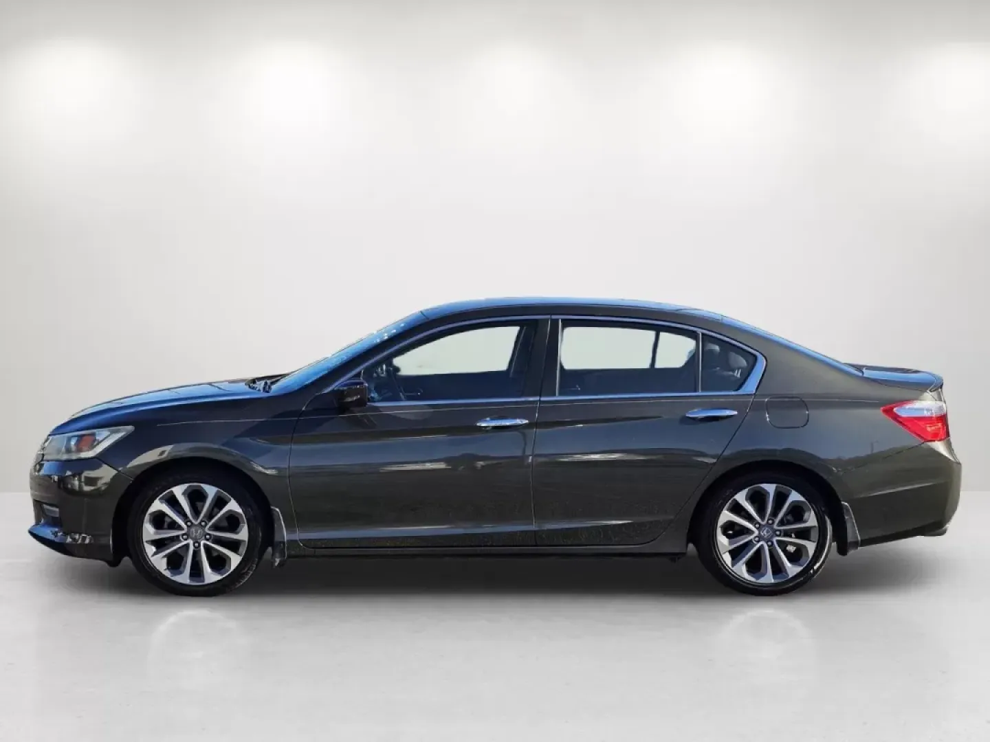 2013 Honda Accord Sdn Sport (1HGCR2F5XDA) with an Other engine, located at 1430 Gateway Drive, Opelika, AL, 36801, (334) 239-0944, 32.637871, -85.409790 - Discover the perfect blend of reliability and style with this 2013 Honda Accord Sedan, designed for those who value comfort during their daily commutes or weekend getaways! Whether you're a growing family in need of a spacious vehicle or a budget-conscious buyer looking for a dependable set of wheel - Photo#7