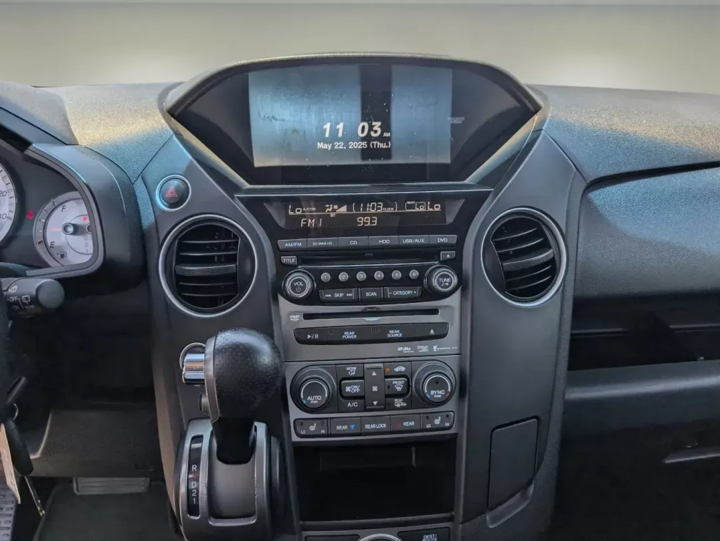 2013 Honda Pilot Touring (5FNYF4H99DB) with an Gas V6 3.5L/212 engine, 5-Speed Automatic transmission, located at 3959 U.S. 80 W, Phenix City, AL, 36870, (334) 297-4885, 32.469296, -85.135185 - 2013 Honda Pilot Touring - Photo#17