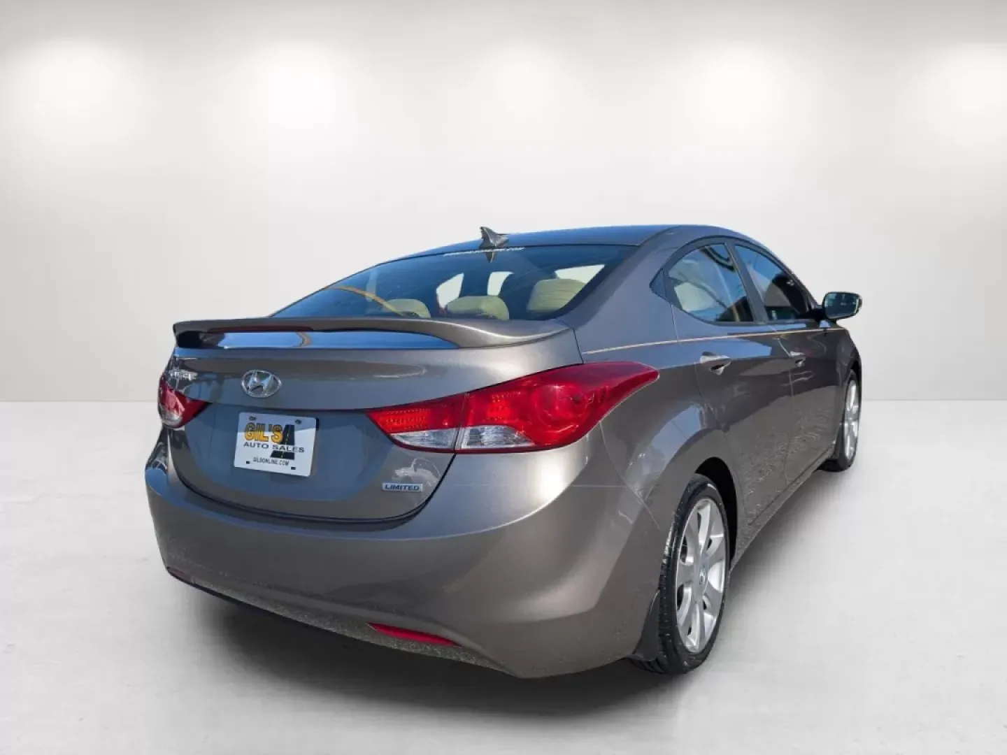 2013 /Beige Hyundai Elantra Limited (5NPDH4AE1DH) with an Other engine, located at 3959 U.S. 80 W, Phenix City, AL, 36870, (334) 297-4885, 32.469296, -85.135185 - **Discover Your Next Adventure with the 2013 Hyundai Elantra Limited! Perfect for Commuters and Families Alike!**<br /> <br /> Are you searching for a reliable sedan that excels in both comfort and practicality? Look no further than the stunning 2013 Hyundai Elantra Limited, available now at Gils Au - Photo#5
