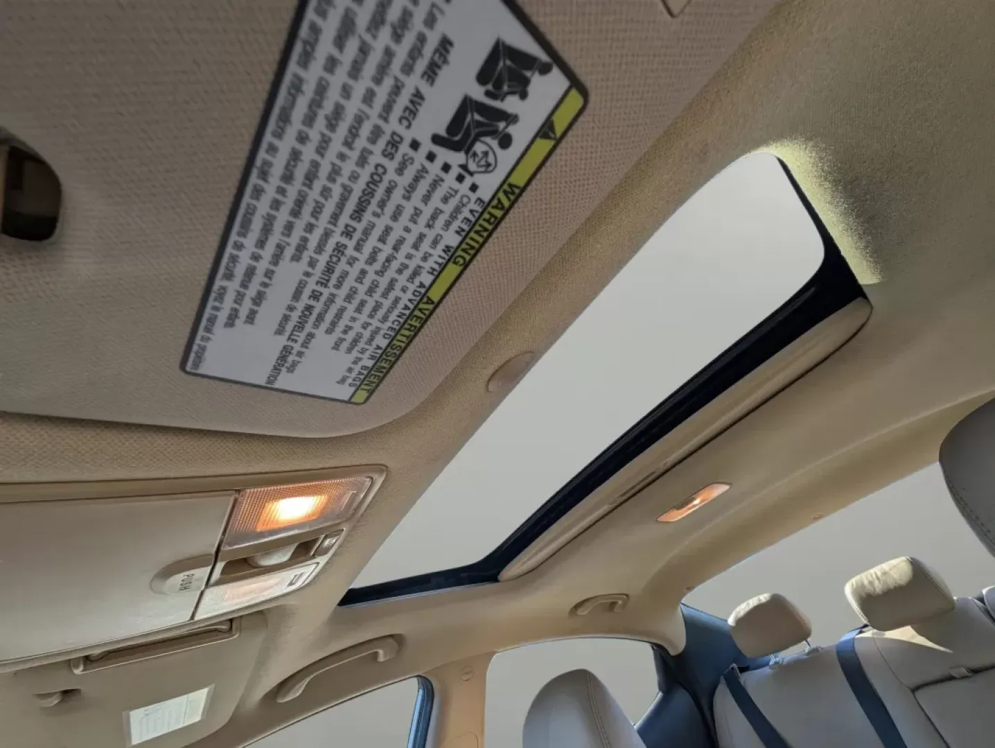 2013 /Beige Hyundai Elantra Limited (5NPDH4AE1DH) with an Other engine, located at 3959 U.S. 80 W, Phenix City, AL, 36870, (334) 297-4885, 32.469296, -85.135185 - **Discover Your Next Adventure with the 2013 Hyundai Elantra Limited! Perfect for Commuters and Families Alike!**<br /> <br /> Are you searching for a reliable sedan that excels in both comfort and practicality? Look no further than the stunning 2013 Hyundai Elantra Limited, available now at Gils Au - Photo#16